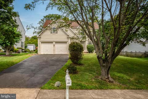 Photo of 630 Marshall Drive NE, LEESBURG, VA 20176 (MLS # VALO2130258)