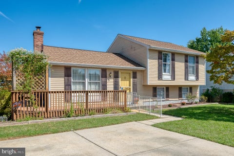 Photo of 10 Melanie Court, BALTIMORE, MD 21234 (MLS # MDBC2175420)
