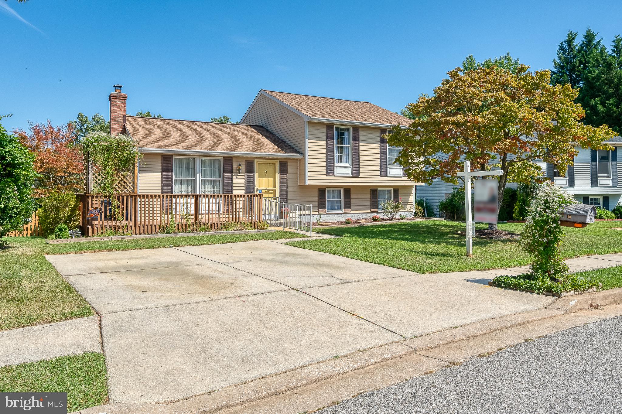 10 MELANIE COURT