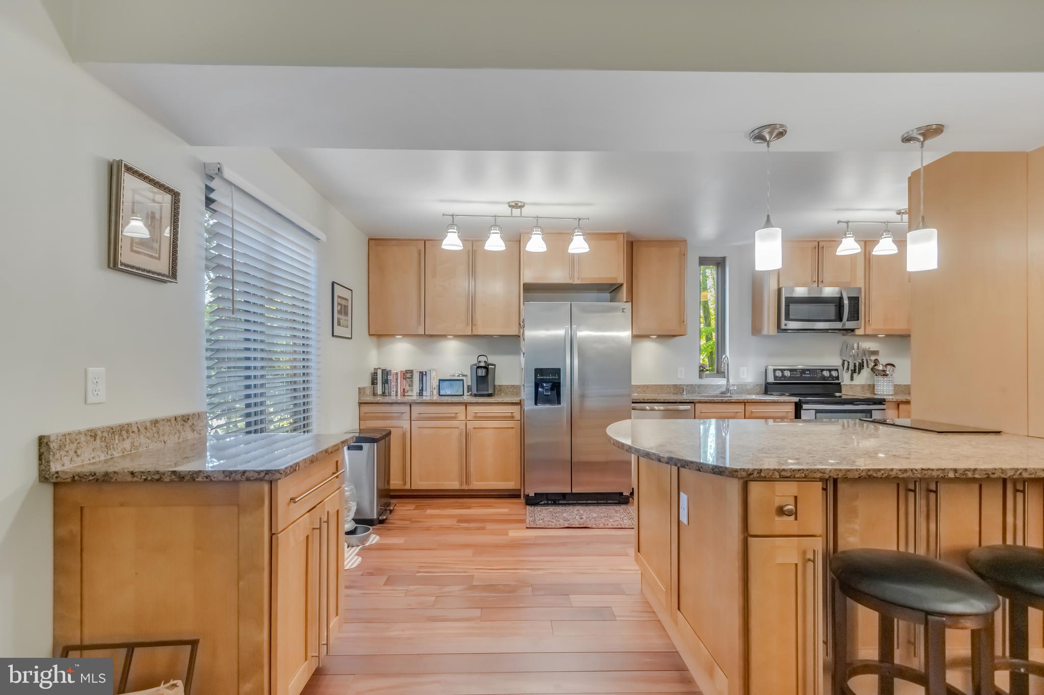 BONNIE BRAE - Residential Lease