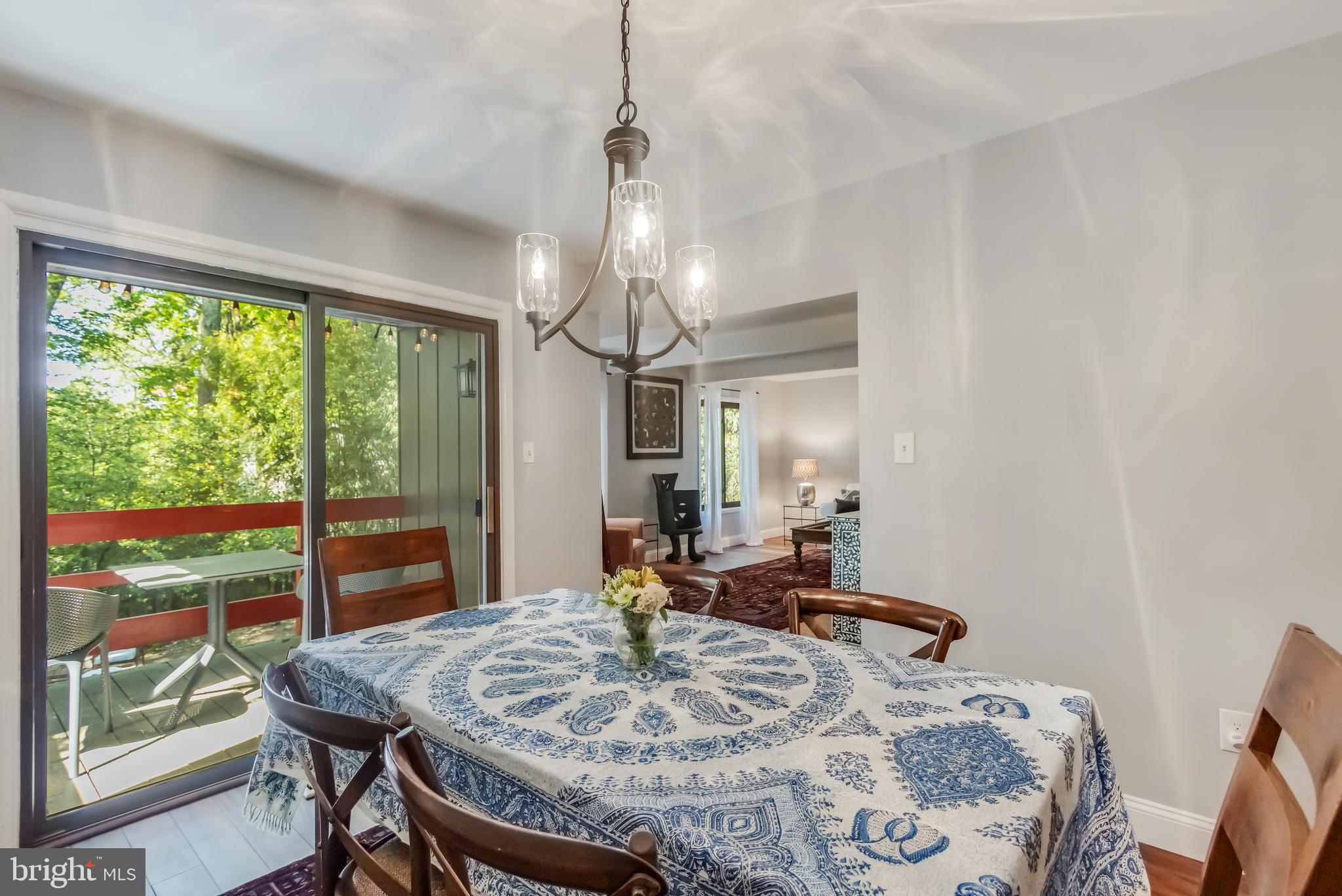 BONNIE BRAE - Residential Lease