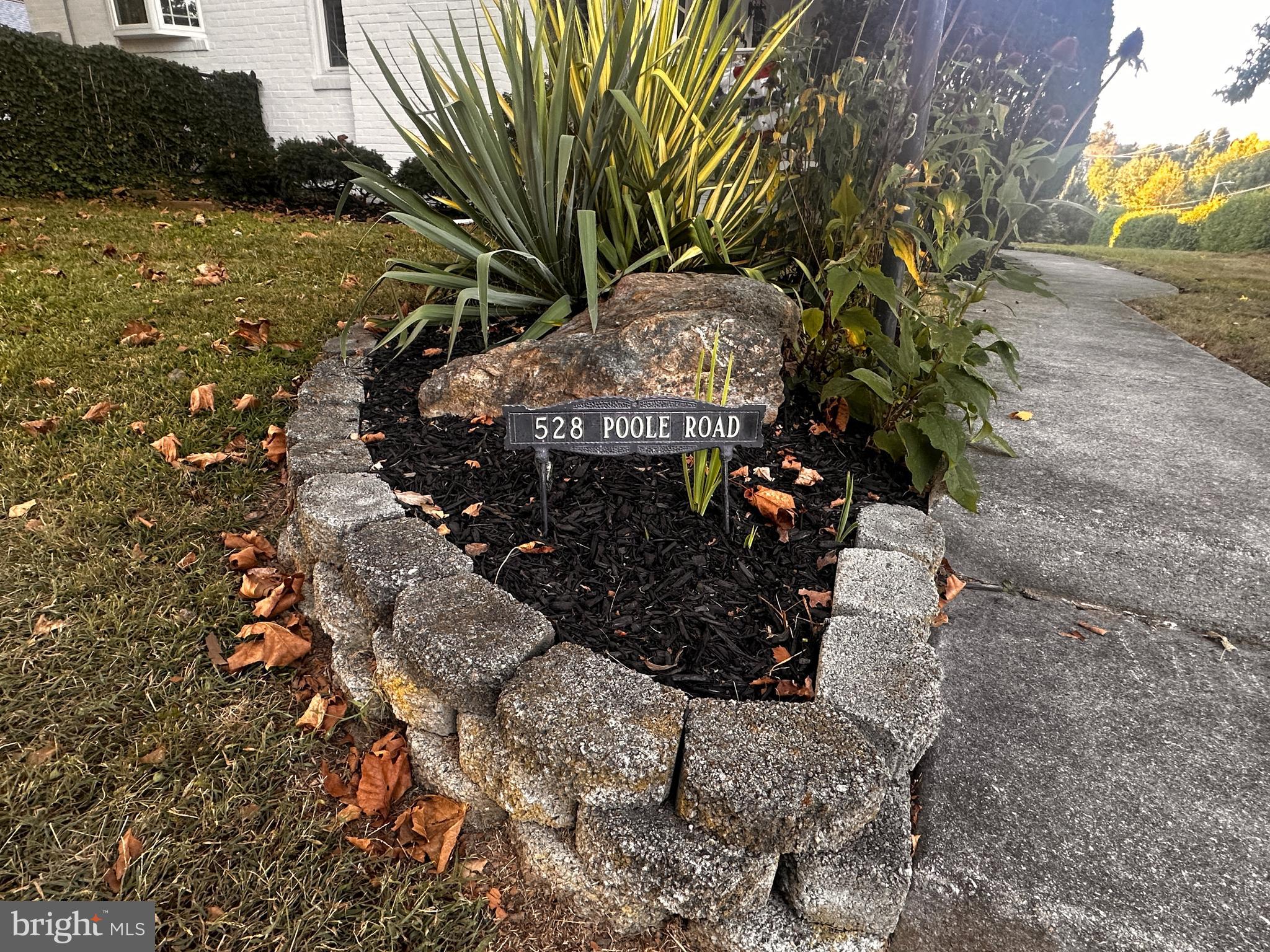 528 POOLE ROAD