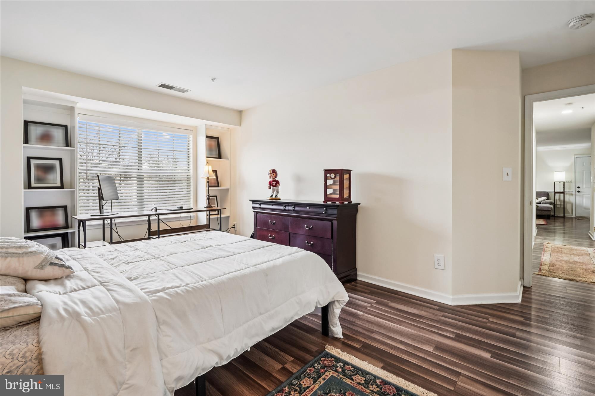 STRATFORD CONDOS - Residential