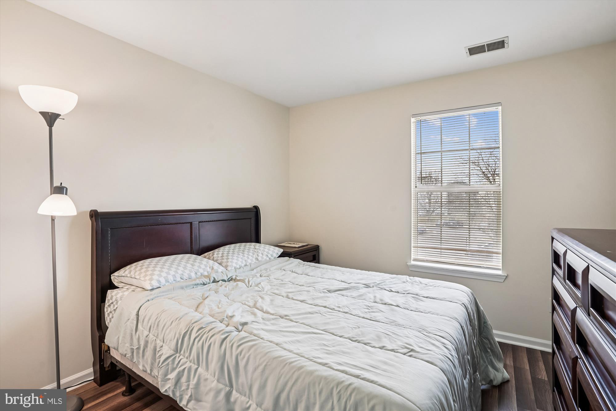 STRATFORD CONDOS - Residential