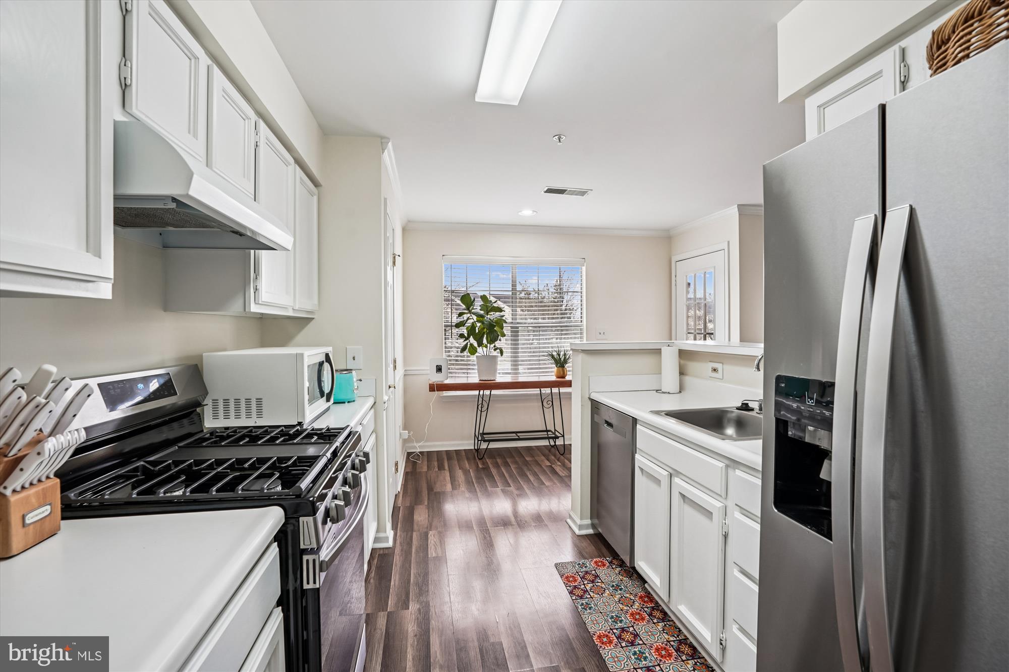 STRATFORD CONDOS - Residential