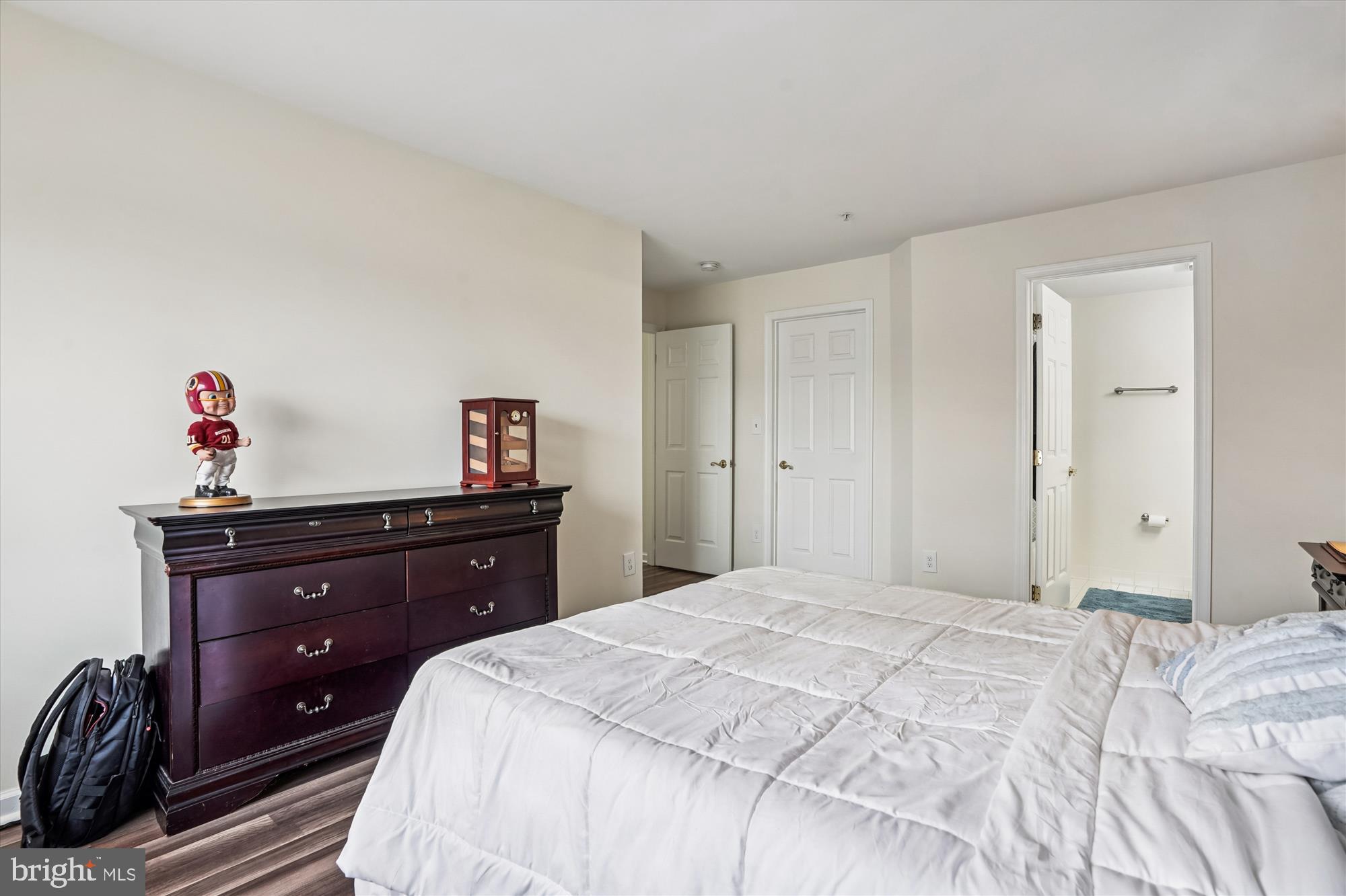 STRATFORD CONDOS - Residential