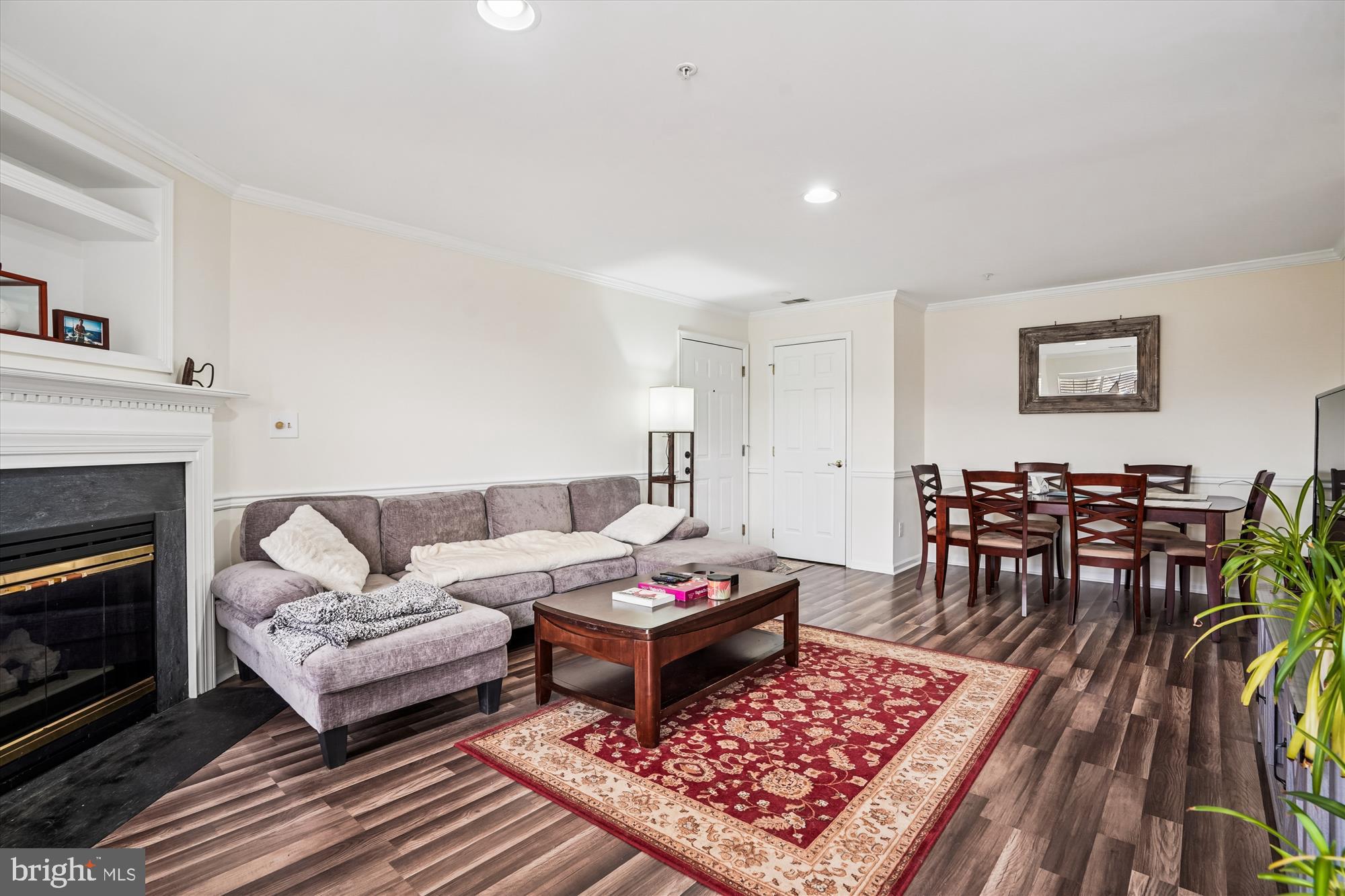 STRATFORD CONDOS - Residential