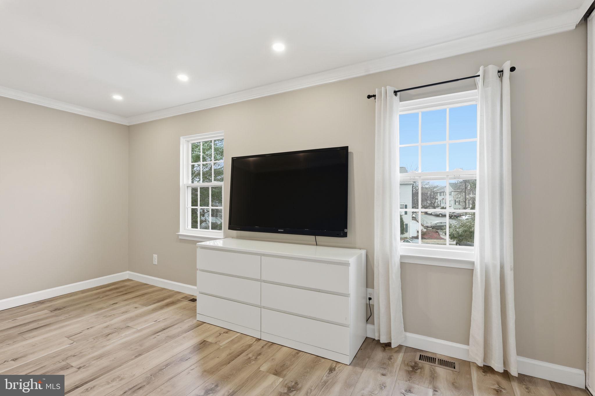 WINDING BROOK - Residential