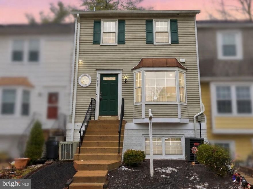 Welcome to 13707 Autumn Vale Ct #29E in Chantilly, a beautifully renovated townhome that blends modern updates with everyday comfort in a location surrounded by some of Northern Virginia’s most convenient lifestyle amenities.

Move-in ready and thoughtfully updated throughout, this home features a freshly painted neutral interior, new luxury vinyl plank flooring on the main and upper levels, and new carpet on the stairs to the lower level. The renovated kitchen is both stylish and functional with new white shaker cabinetry, granite countertops, subway tile backsplash, and newer stainless steel appliances, creating a bright space perfect for cooking and gathering.

The main level flows effortlessly to a Trex-updated deck overlooking mature trees, offering a peaceful setting for morning coffee or relaxing evenings outdoors. Upstairs, you’ll find two well-appointed bedrooms and a beautifully renovated full bathroom featuring a soaking tub, new tile flooring, and an updated vanity topped with quartz.

The walk-out lower level leads to a fully fenced rear yard, providing additional outdoor living space ideal for entertaining, pets, or gardening.

Beyond the home itself, the location offers incredible convenience and lifestyle opportunities. Residents enjoy quick access to Fair Lakes Shopping Center, Chantilly Crossing, and Fair Oaks Mall, where you’ll find a wide variety of restaurants, cafés, shopping, and entertainment. Outdoor enthusiasts will appreciate nearby Ellanor C. Lawrence Park with miles of scenic trails, historic sites, and nature programs. The home is also just minutes from Sully Historic Site, golf courses, breweries, and local wineries, offering endless options for weekend outings.

Commuters will love the easy access to Route 50, Route 28, I-66, and Dulles International Airport, making travel throughout Northern Virginia, Tysons, and Washington, D.C. a breeze.

With stylish renovations, private outdoor spaces, and a location that puts shopping, dining, parks, and commuter routes within easy reach, 13707 Autumn Vale Ct #29E offers the perfect blend of comfort, convenience, and lifestyle.