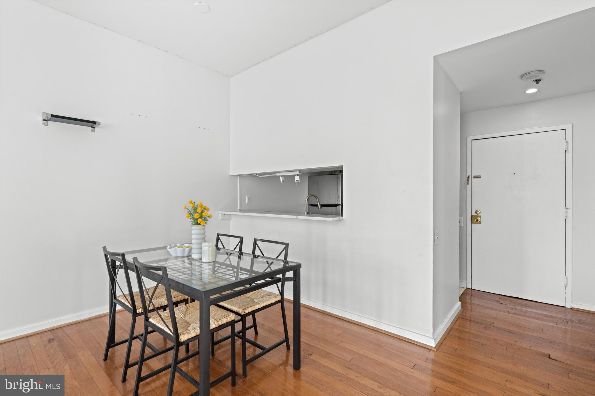 OLD CITY - Residential