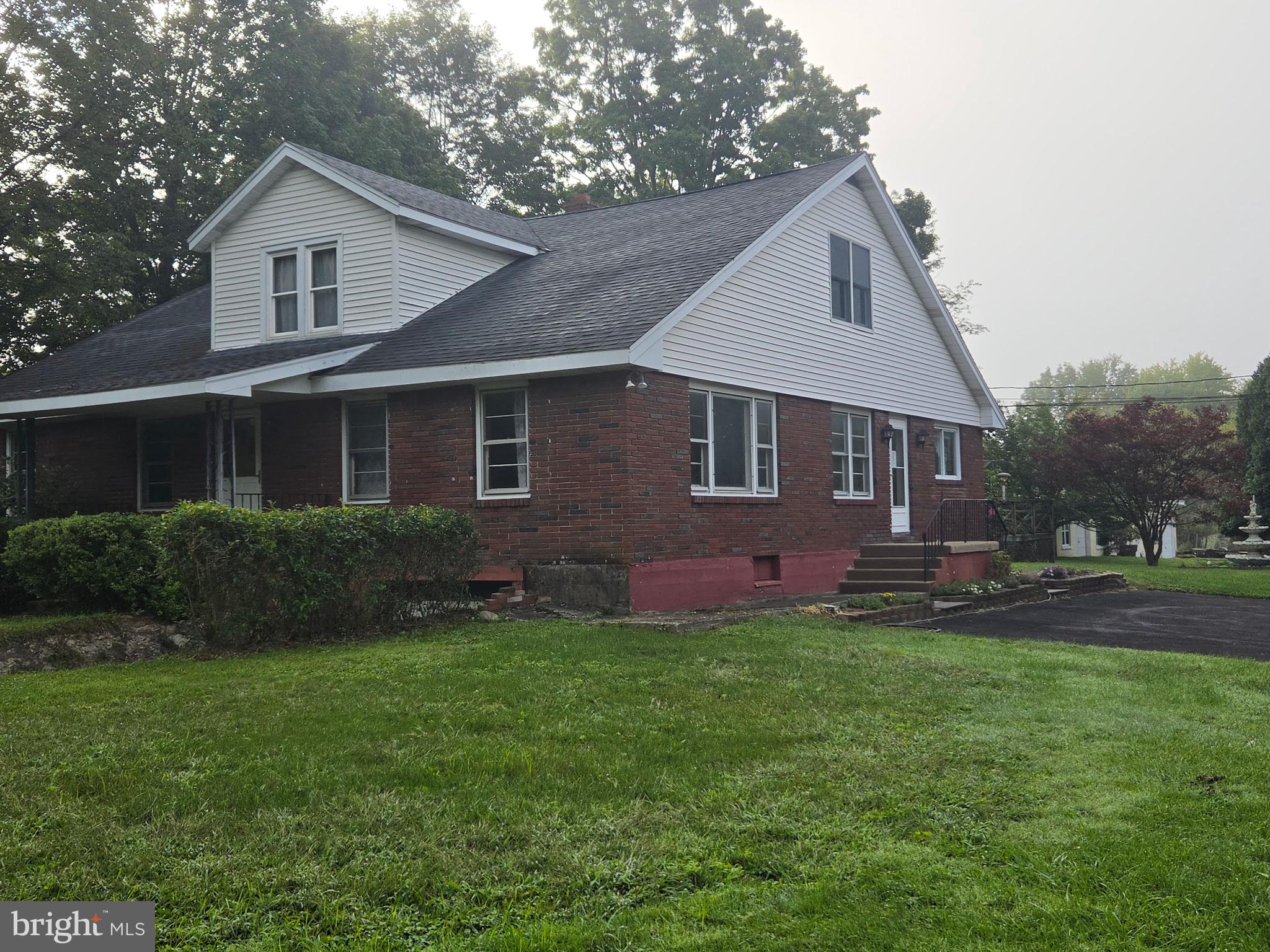 2115 W MAIN STREET