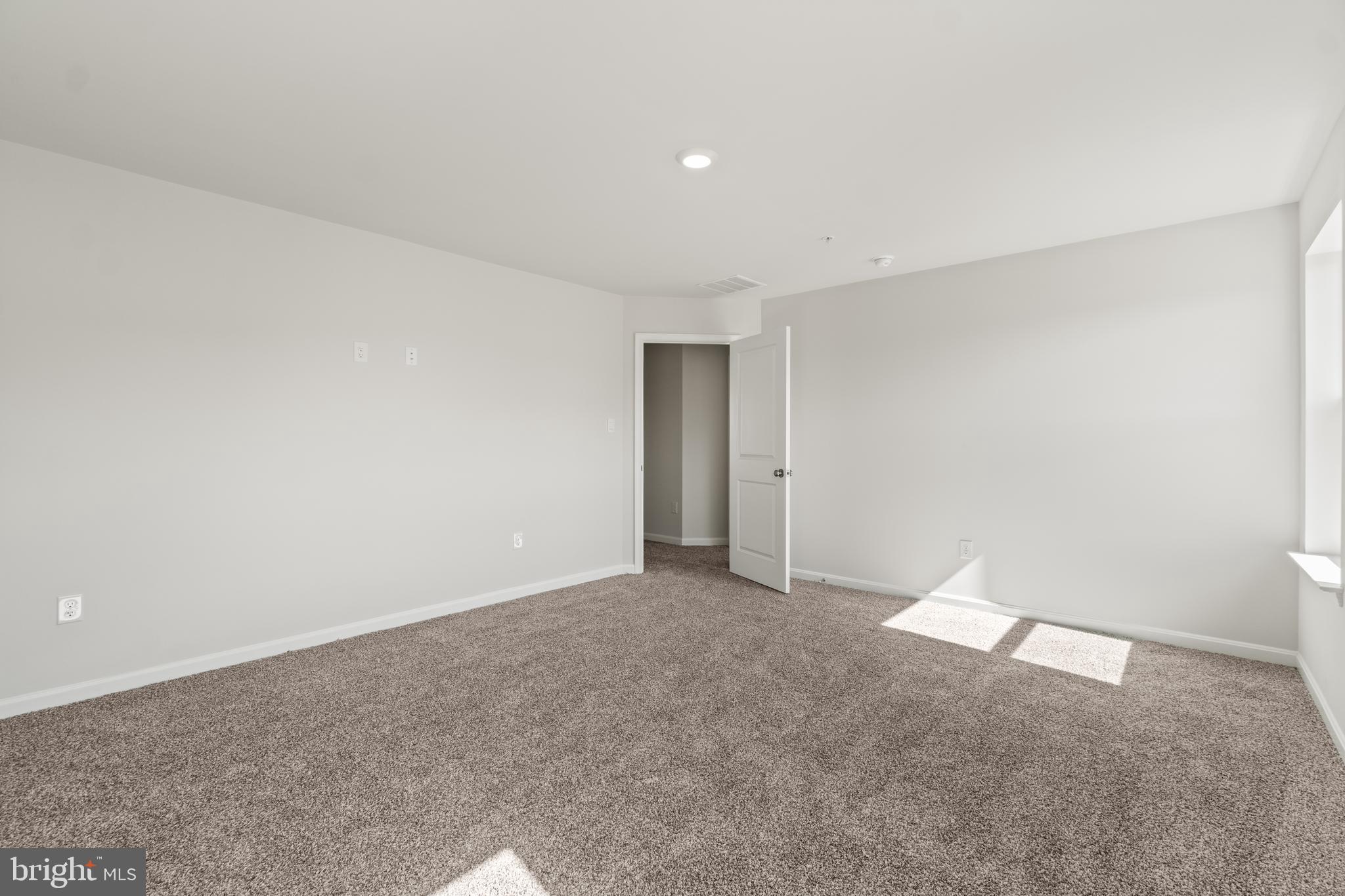 RED HILL - Residential