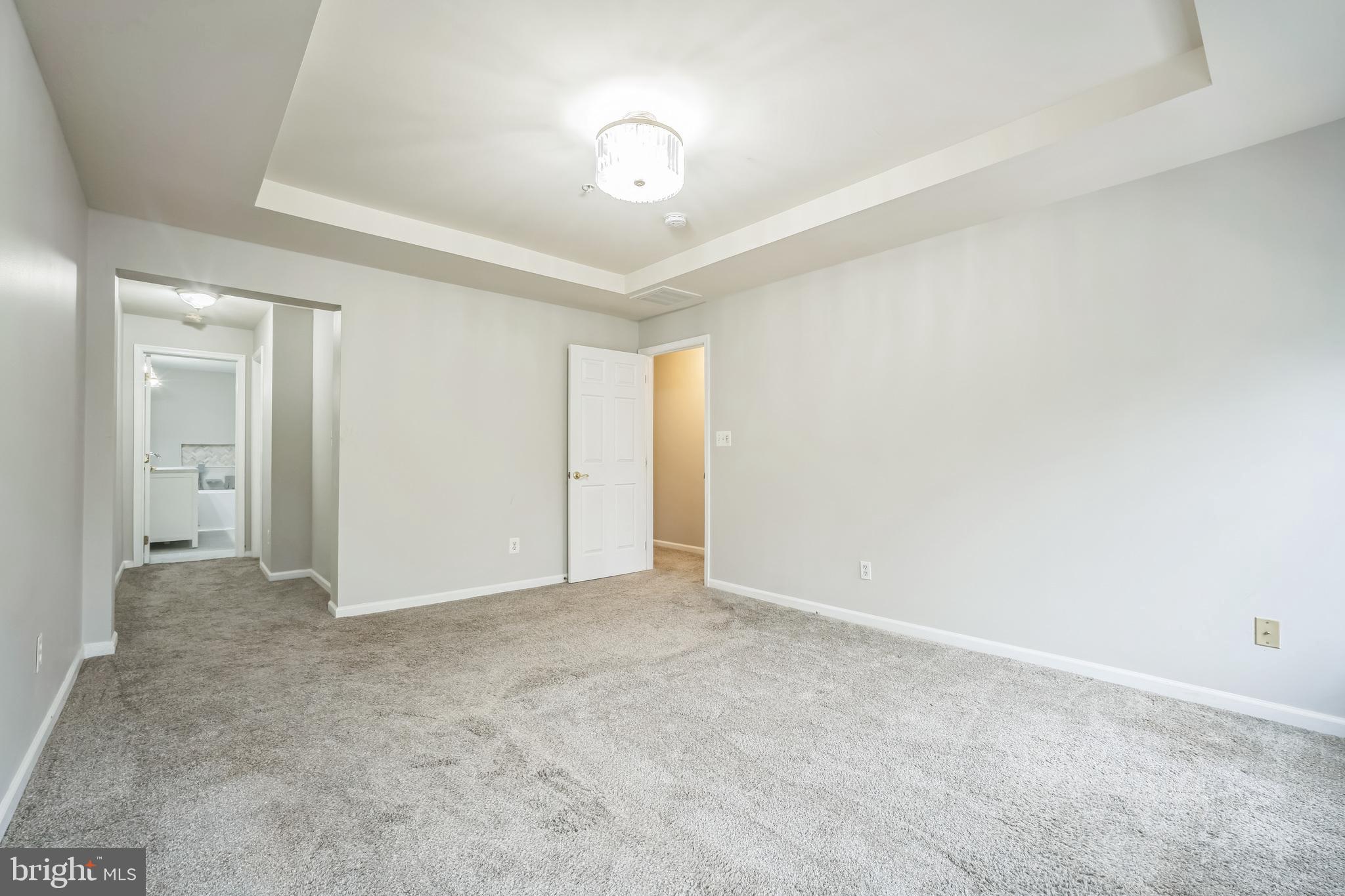 WILLOW OAKS - Residential Lease