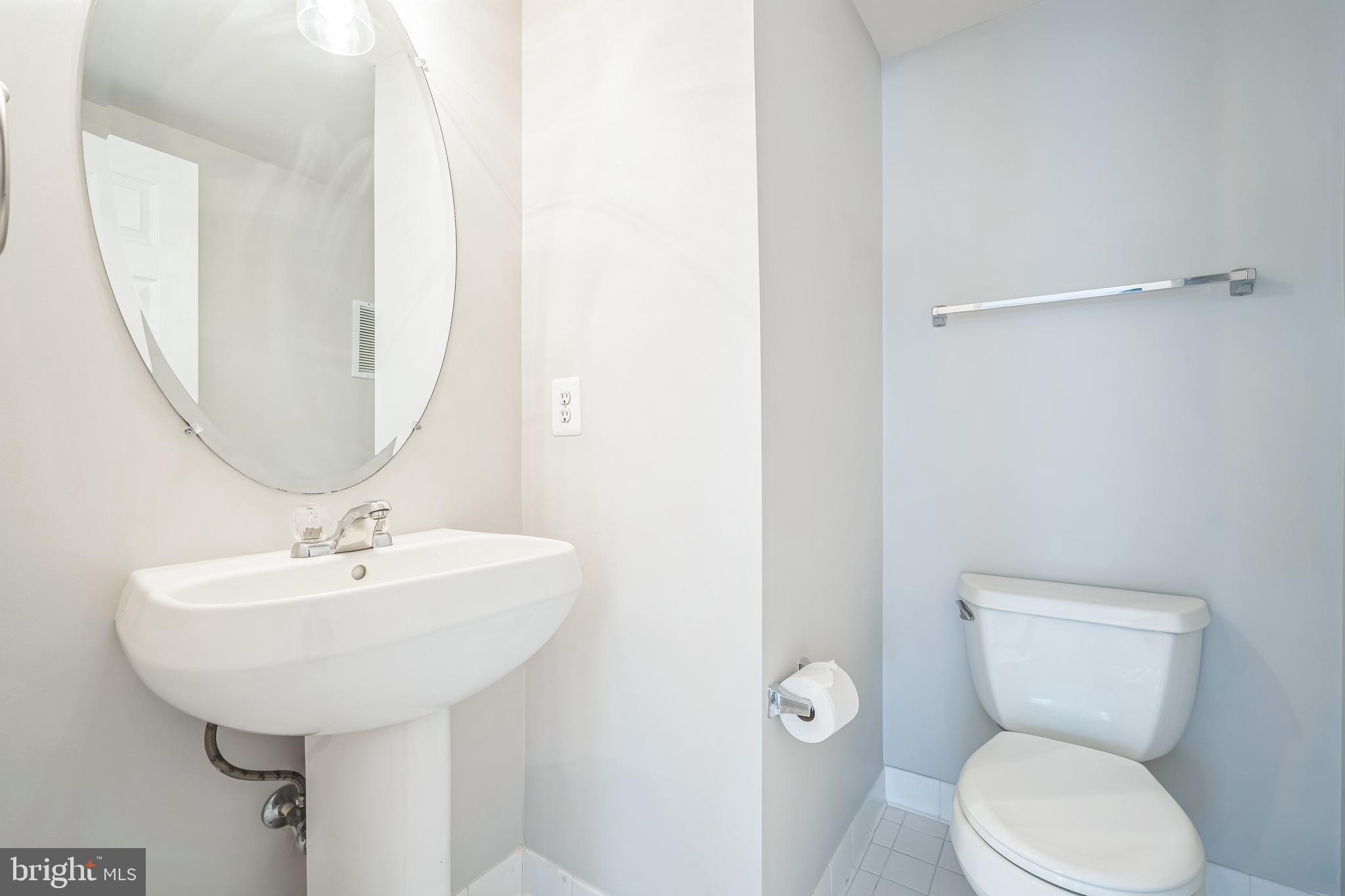 WILLOW OAKS - Residential Lease