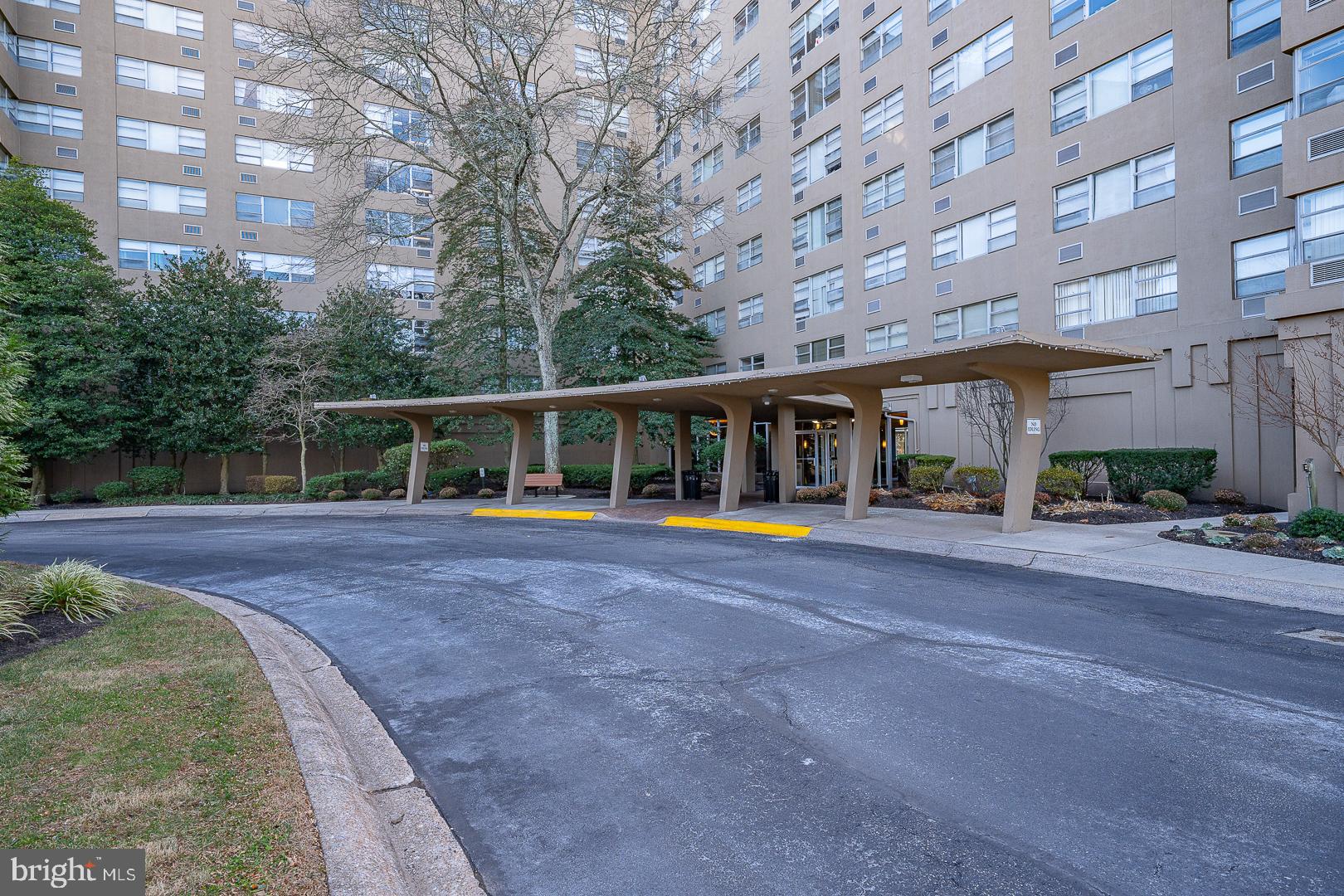 RADNOR HOUSE - Residential