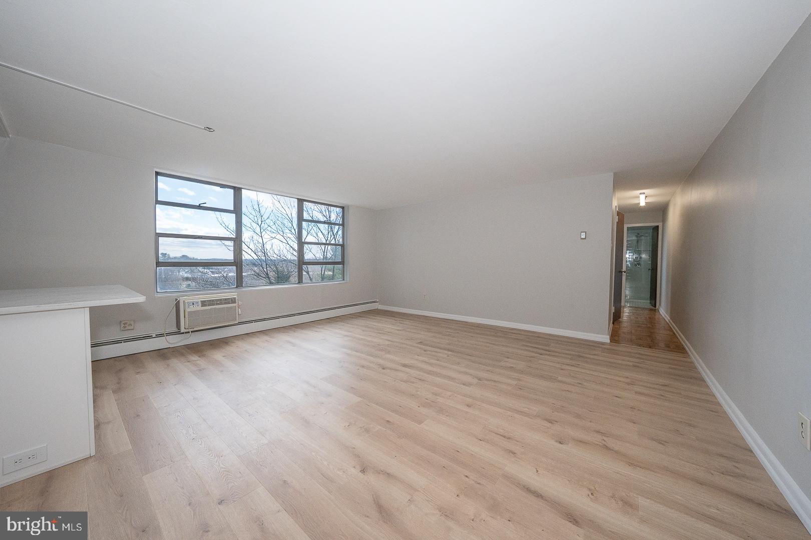 RADNOR HOUSE - Residential