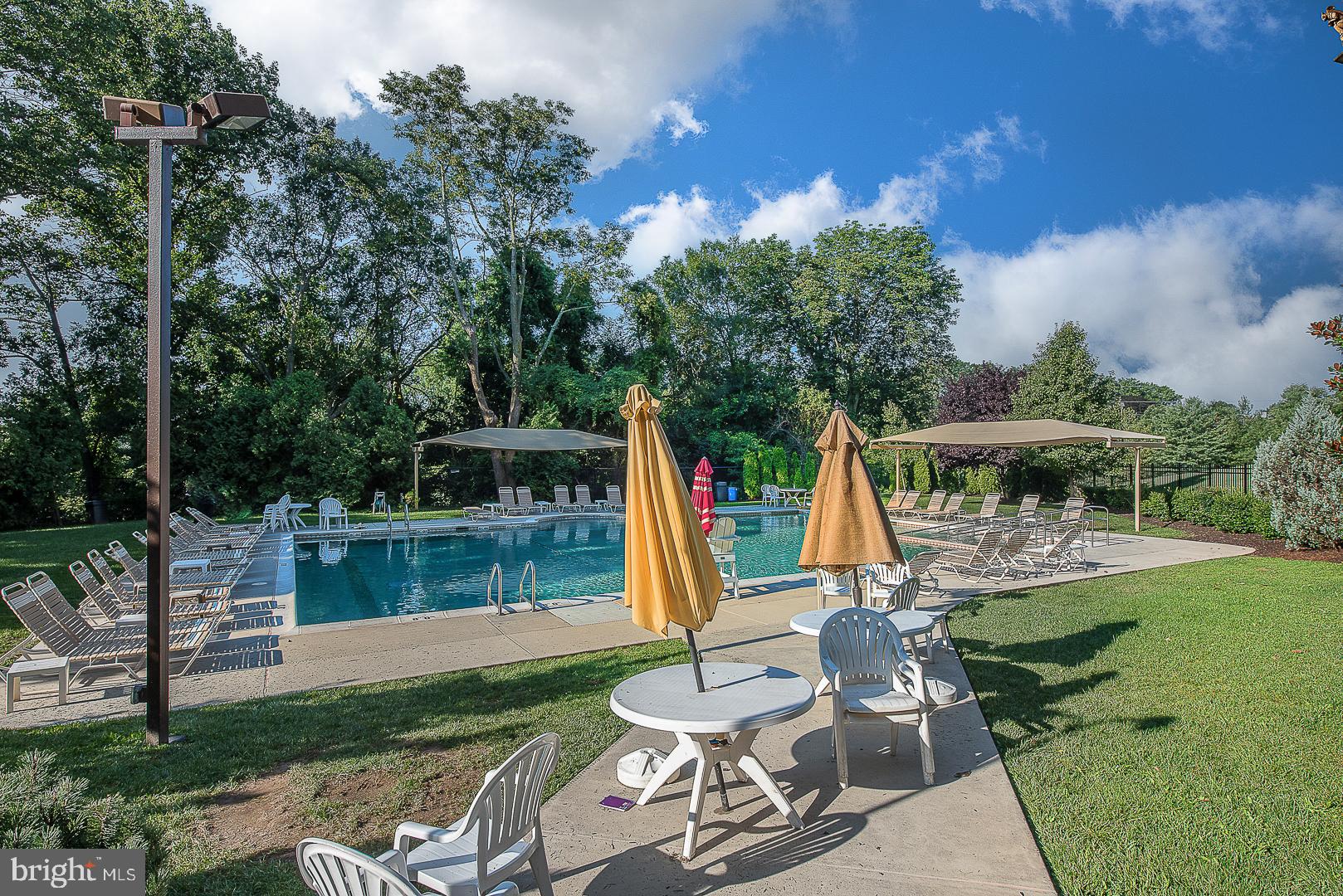 RADNOR HOUSE - Residential