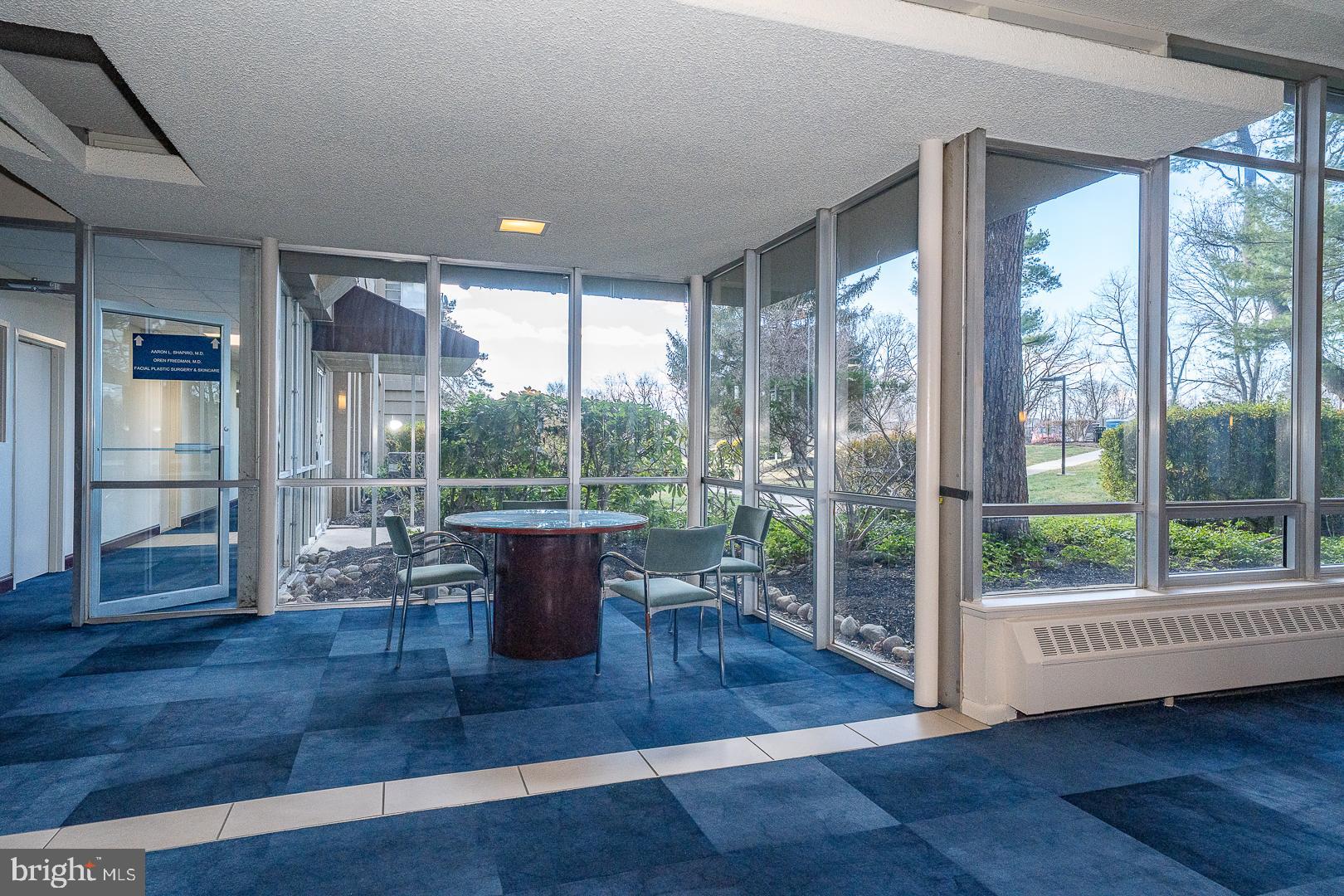 RADNOR HOUSE - Residential