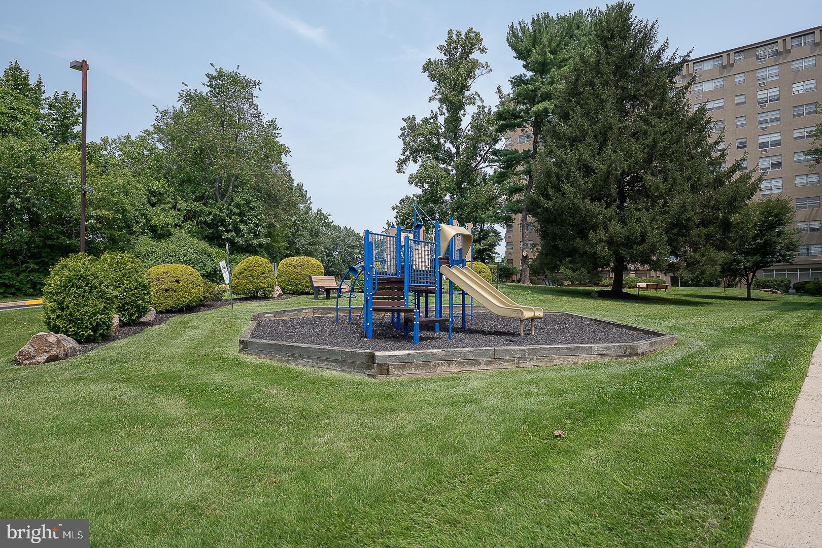 RADNOR HOUSE - Residential