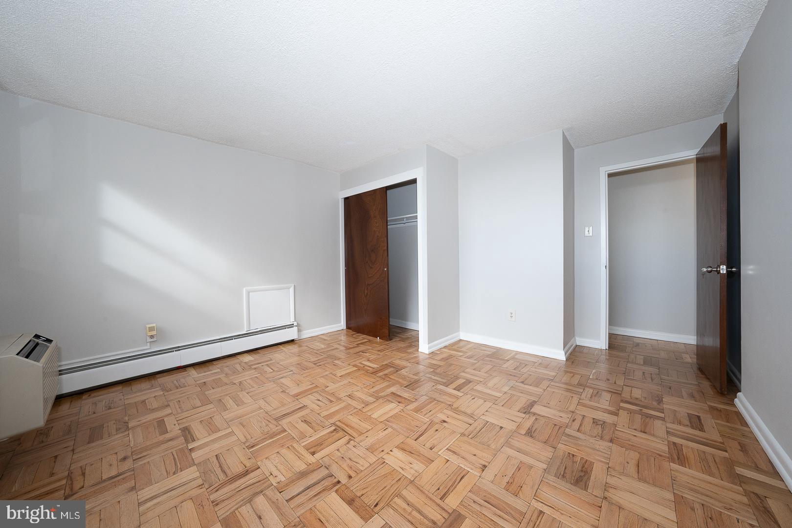 RADNOR HOUSE - Residential