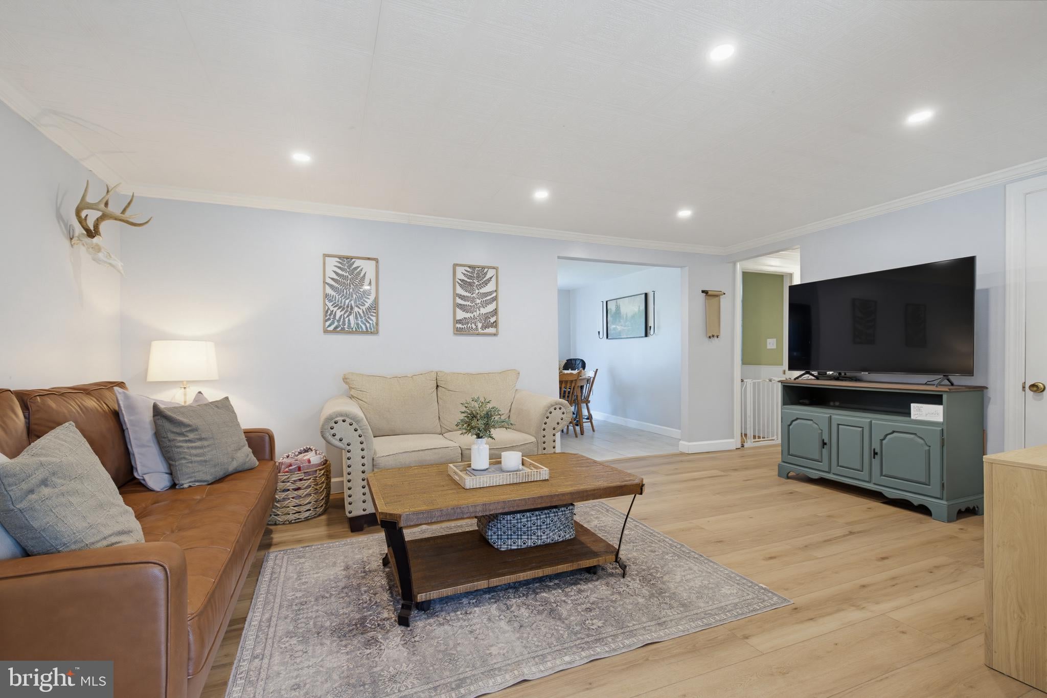 319 FROGTOWN ROAD
