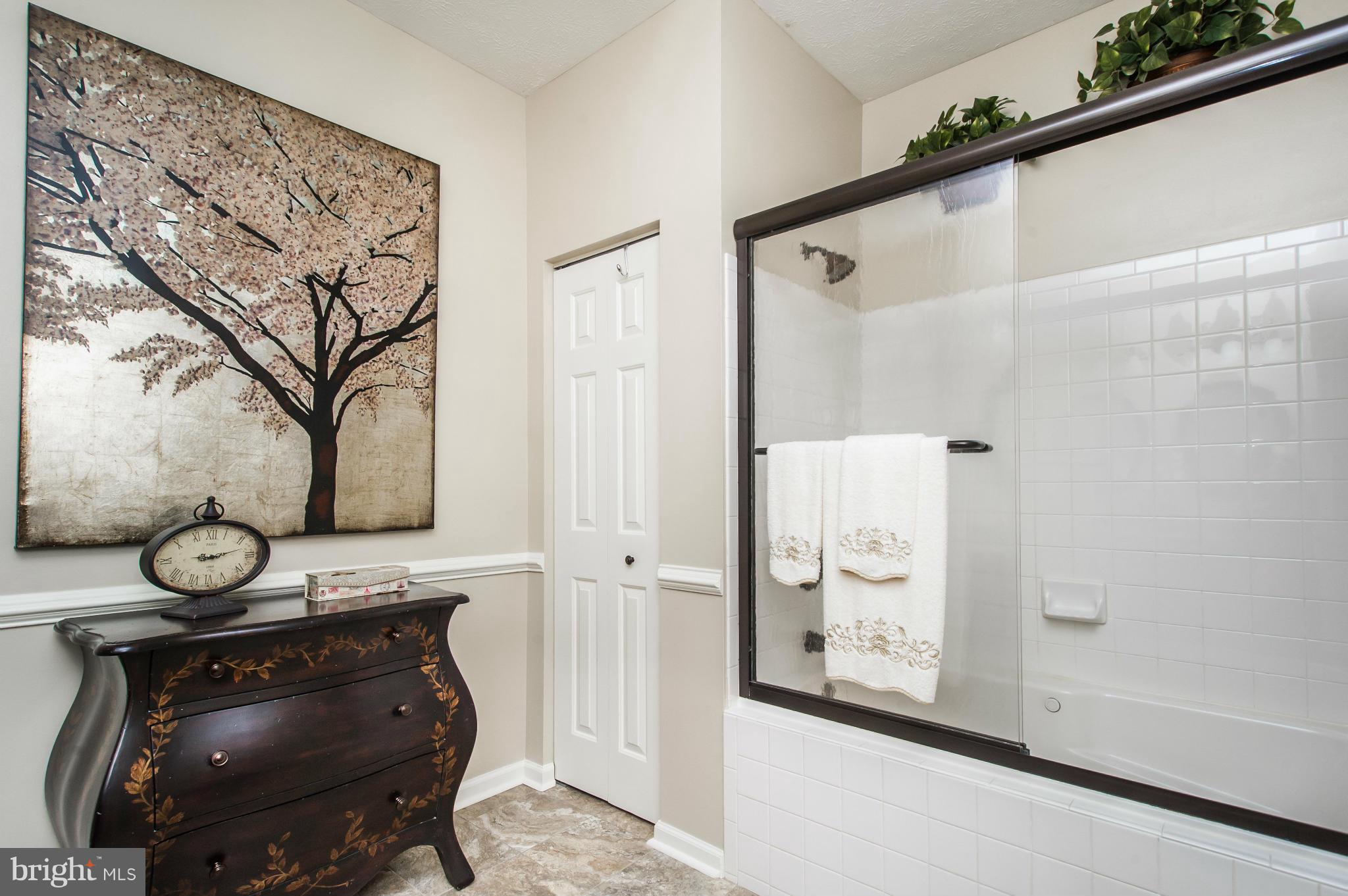 DEVONSHIRE - Residential