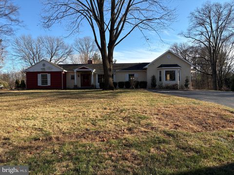 58 LAUREL CIRCLE MALVERN PA 19355