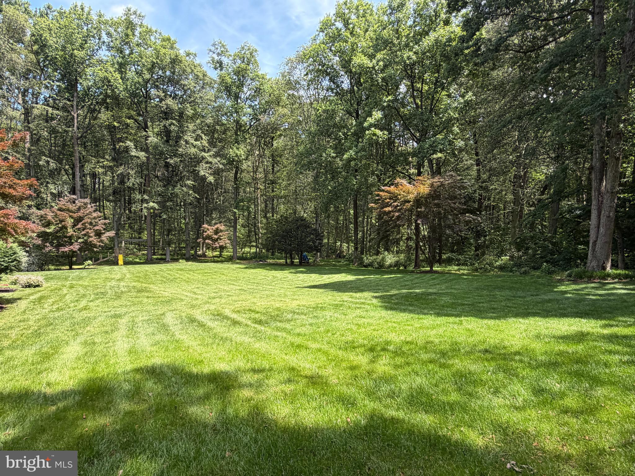1109 E WHEEL ROAD