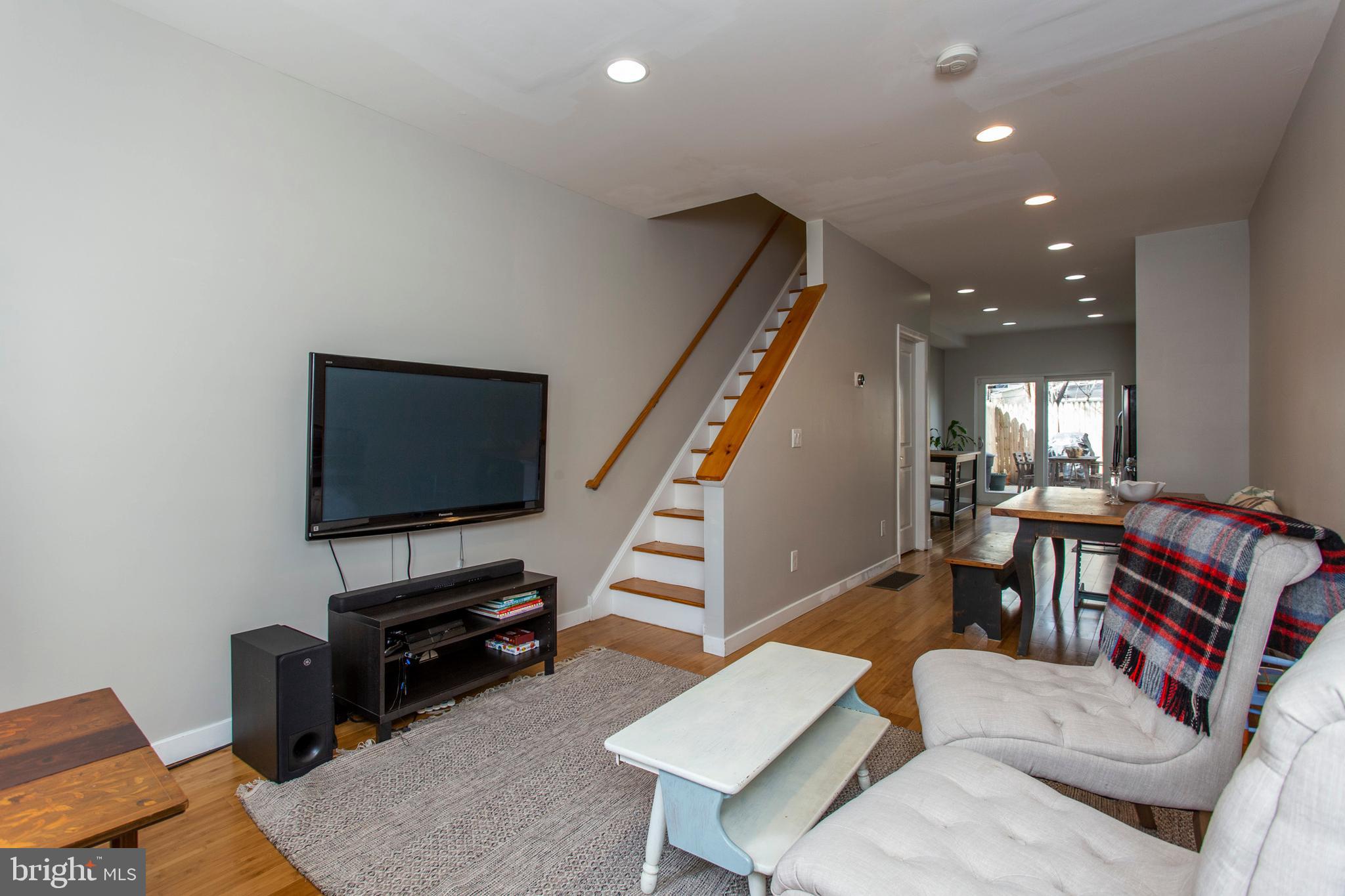 KENSINGTON - Residential