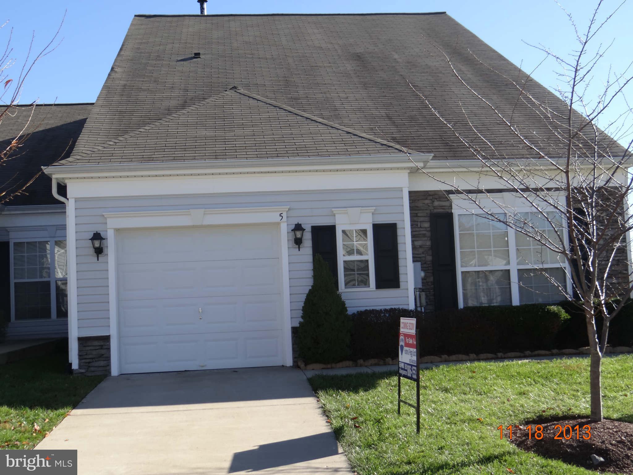 THE VILLAS AT FALLS RUN - Residential