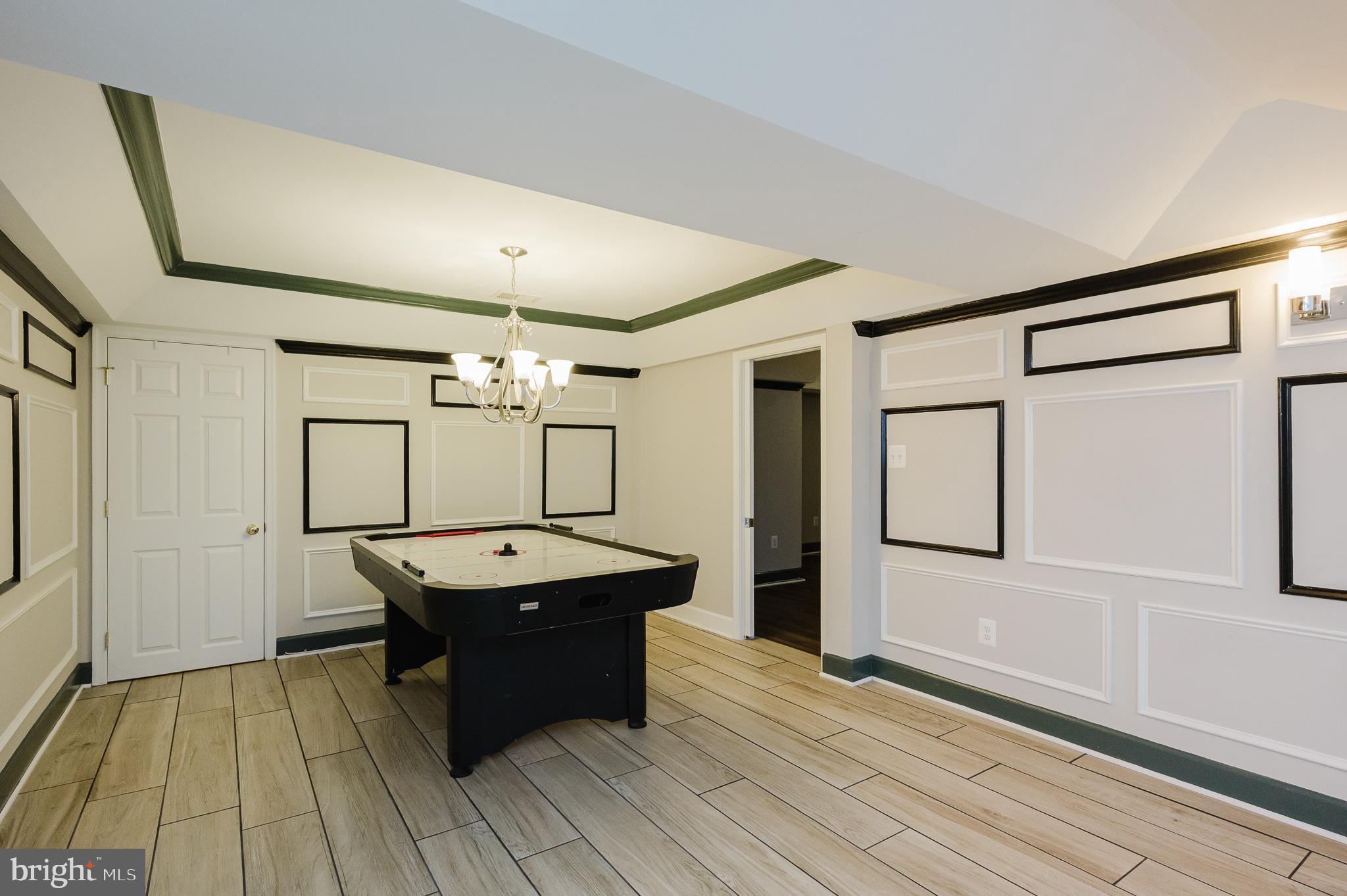 CEDAR LANE FARMS - Residential