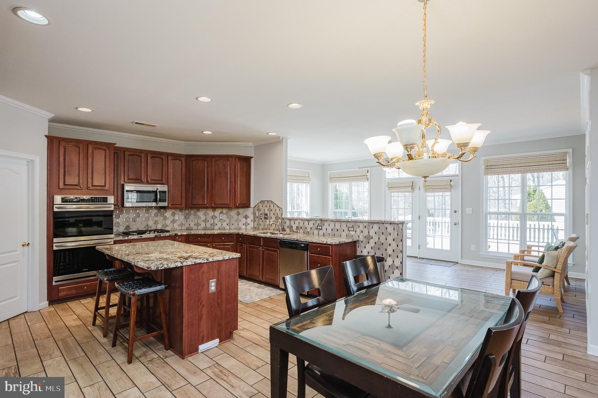 CEDAR LANE FARMS - Residential