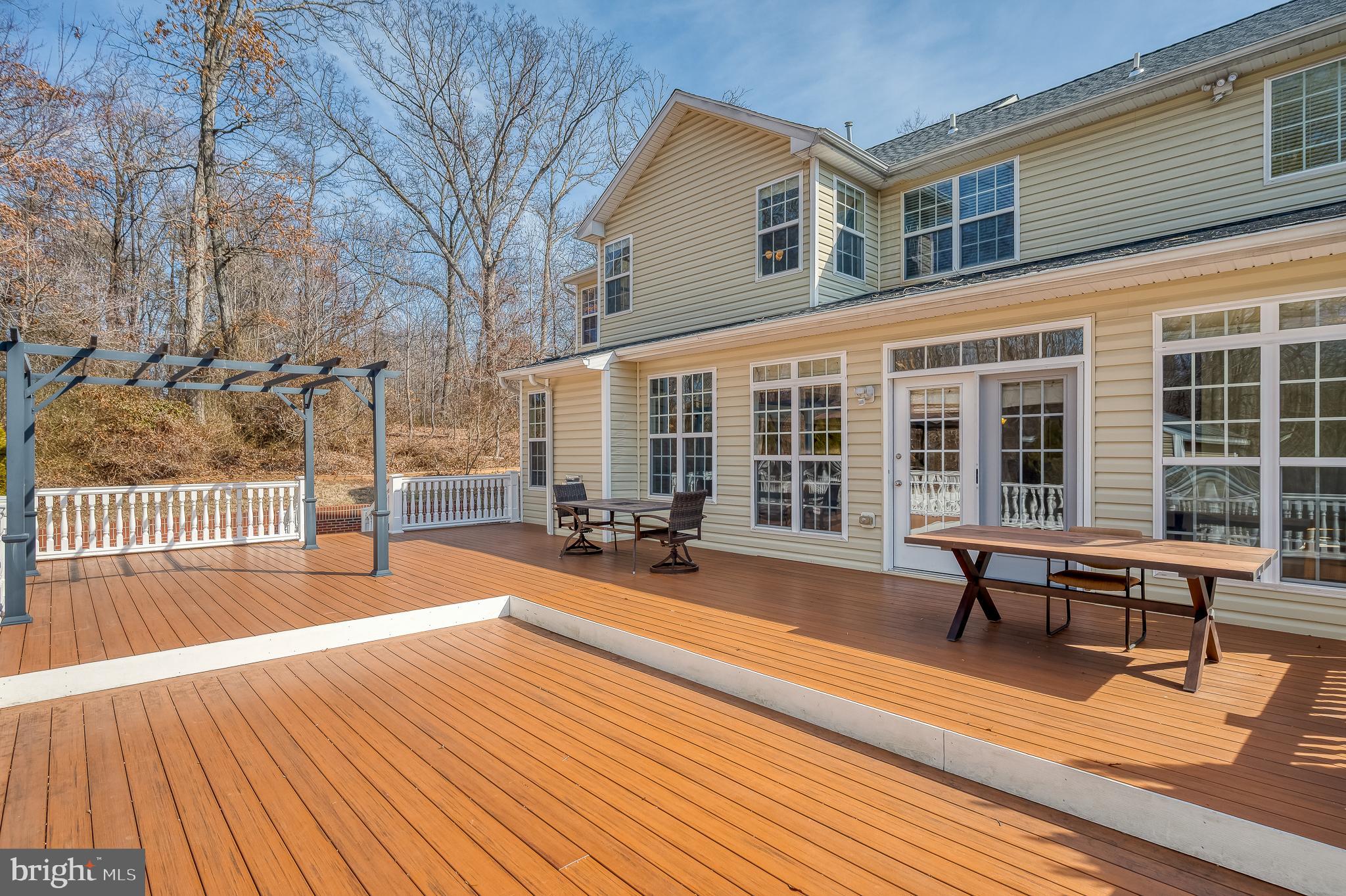 CEDAR LANE FARMS - Residential