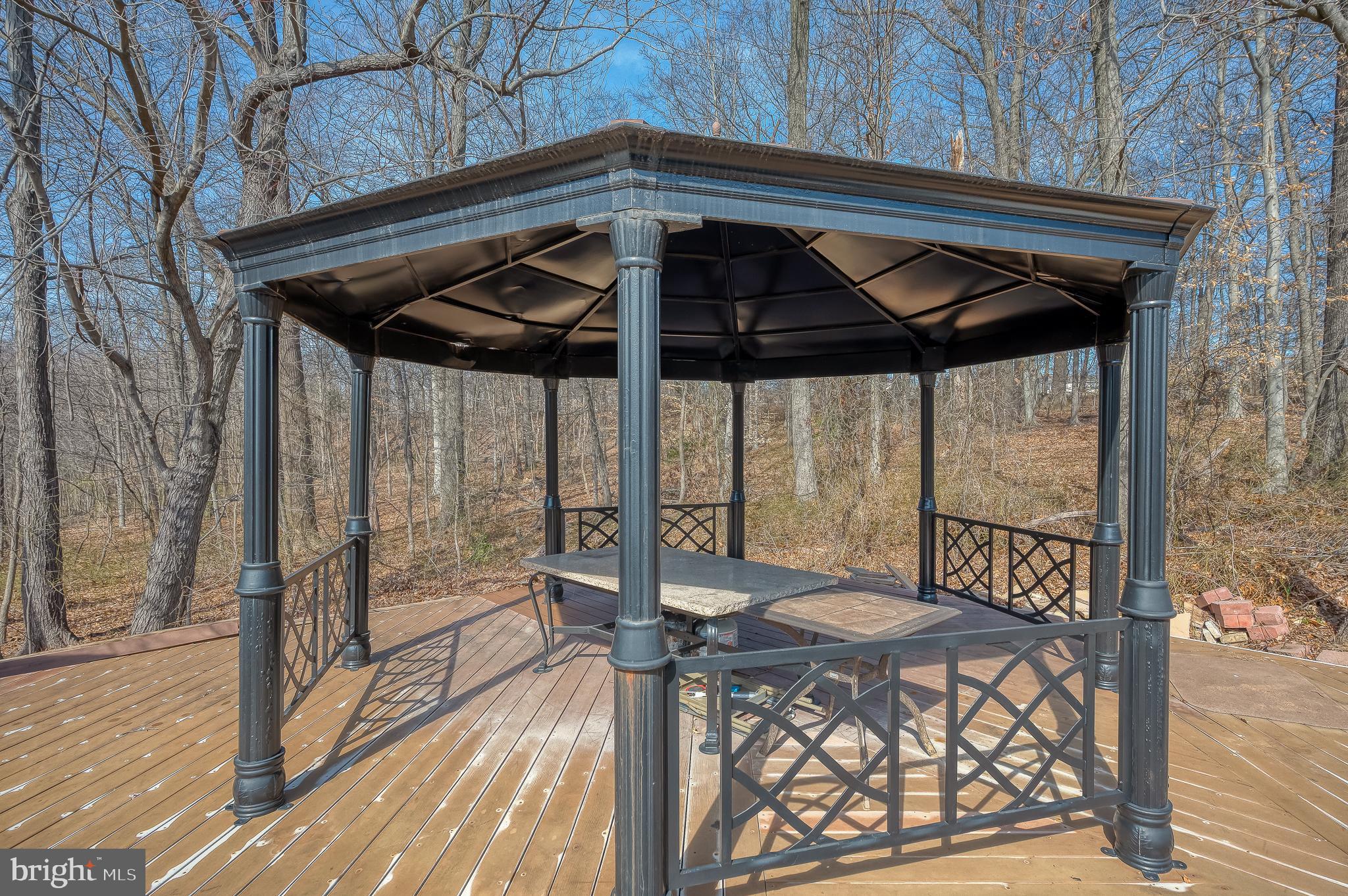 CEDAR LANE FARMS - Residential