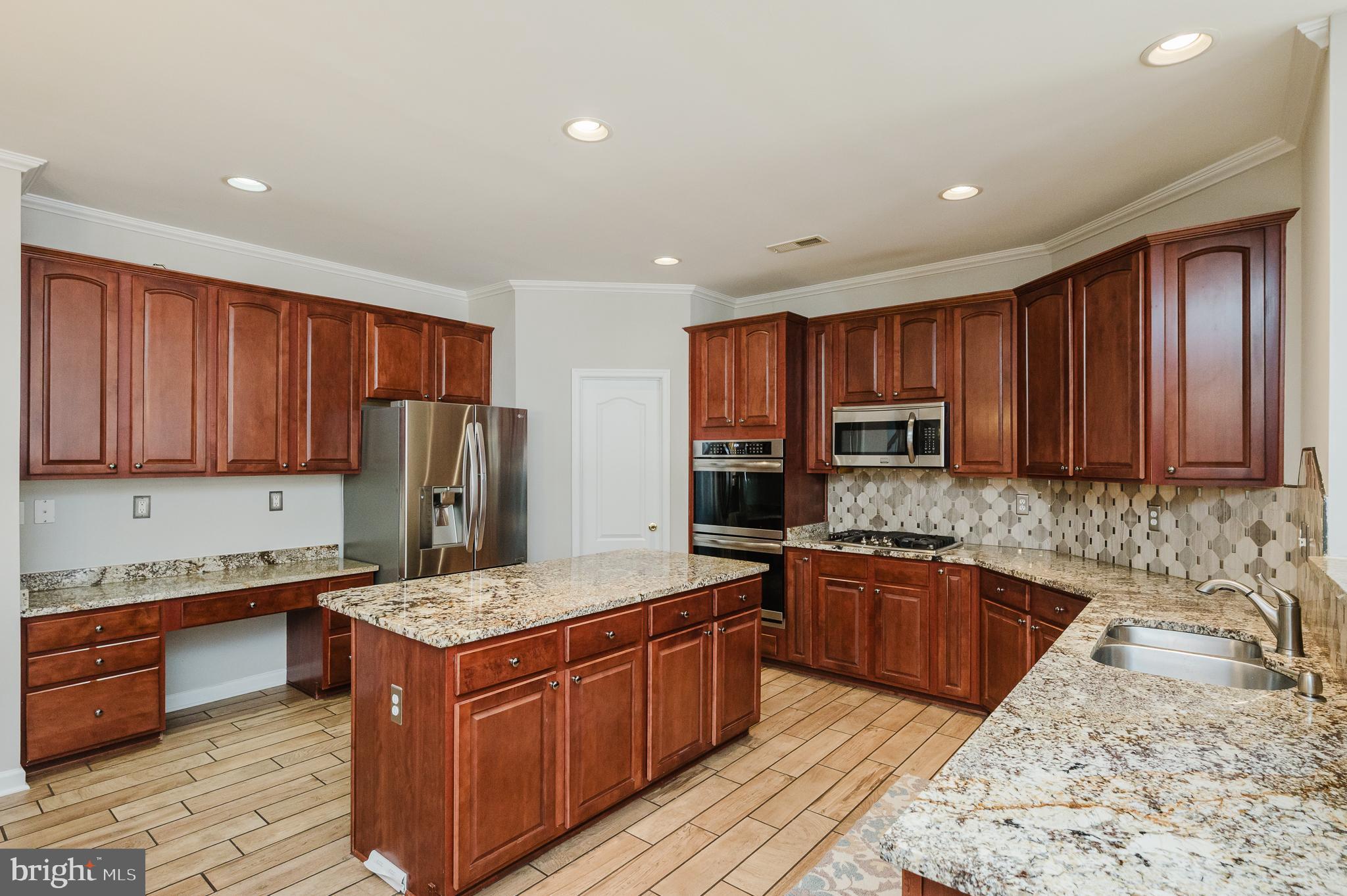 CEDAR LANE FARMS - Residential