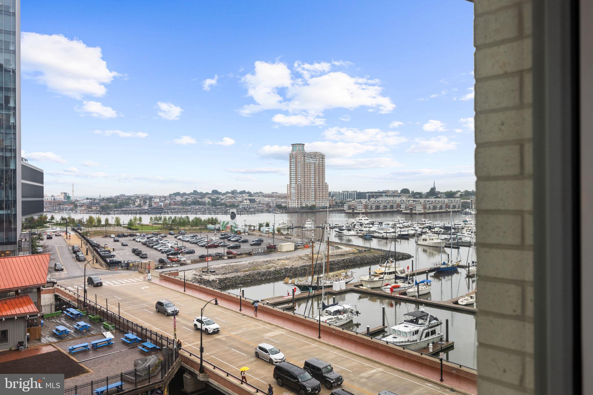 HARBOR EAST - Residential