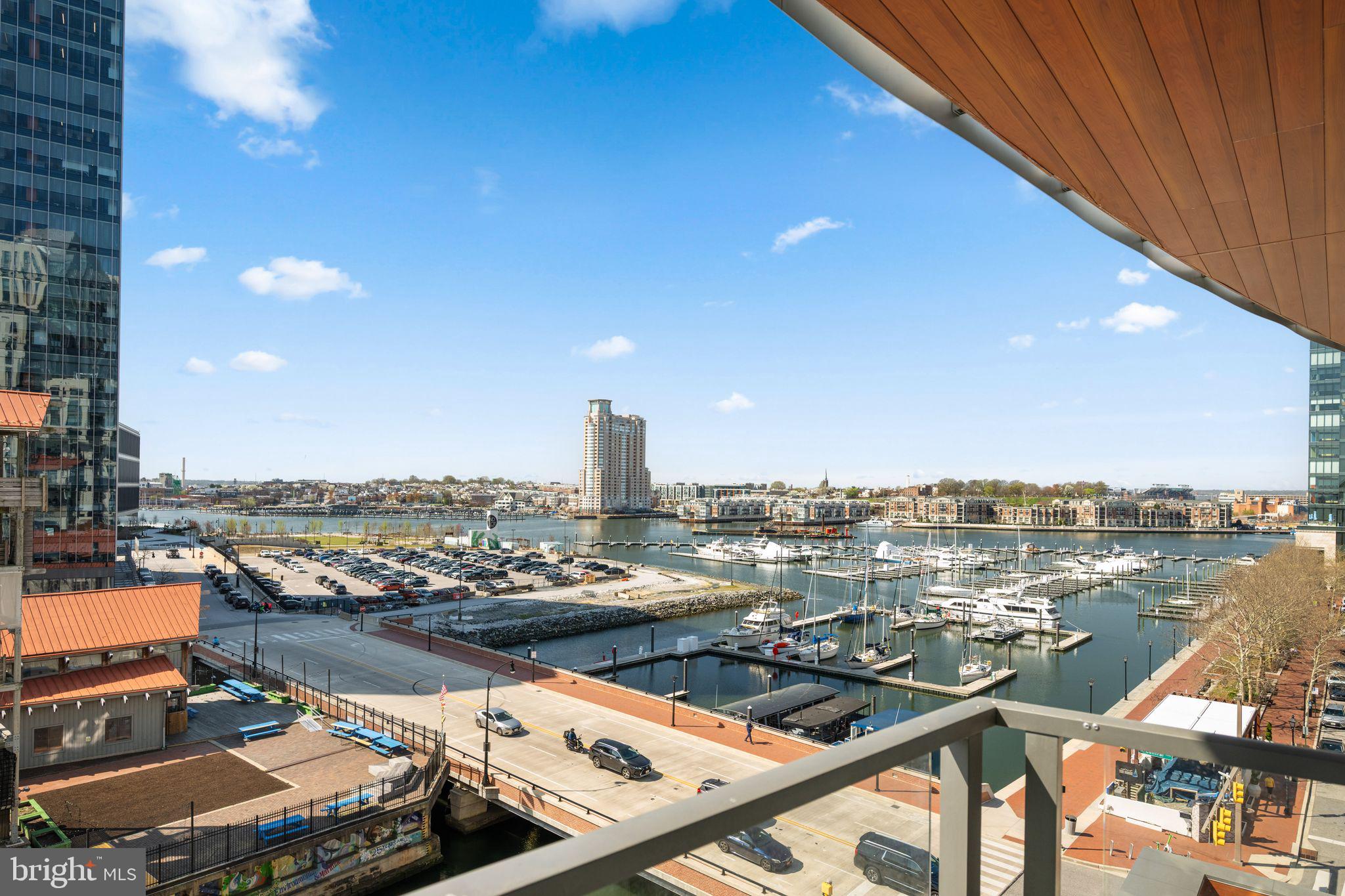 HARBOR EAST - Residential