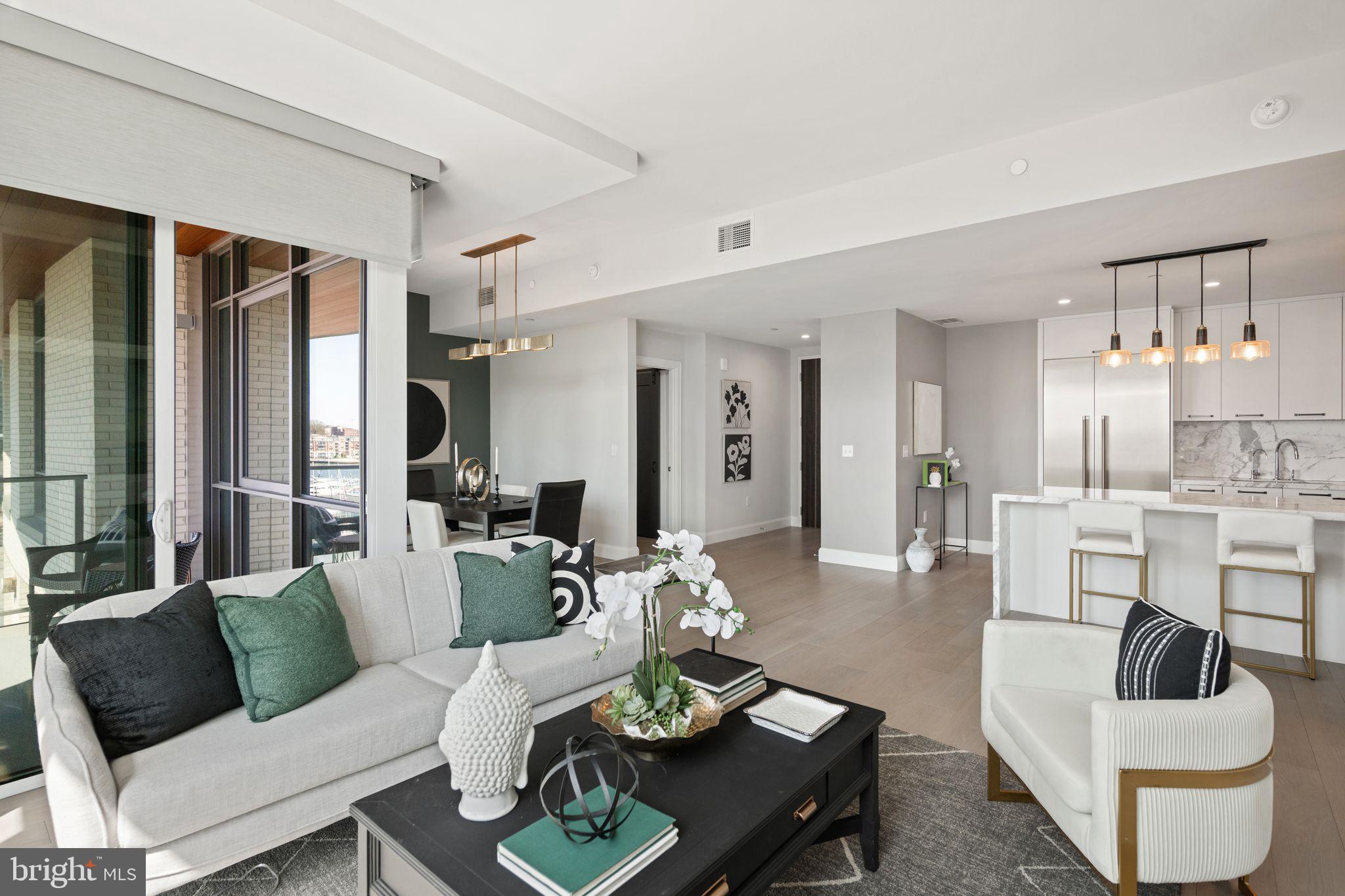 HARBOR EAST - Residential