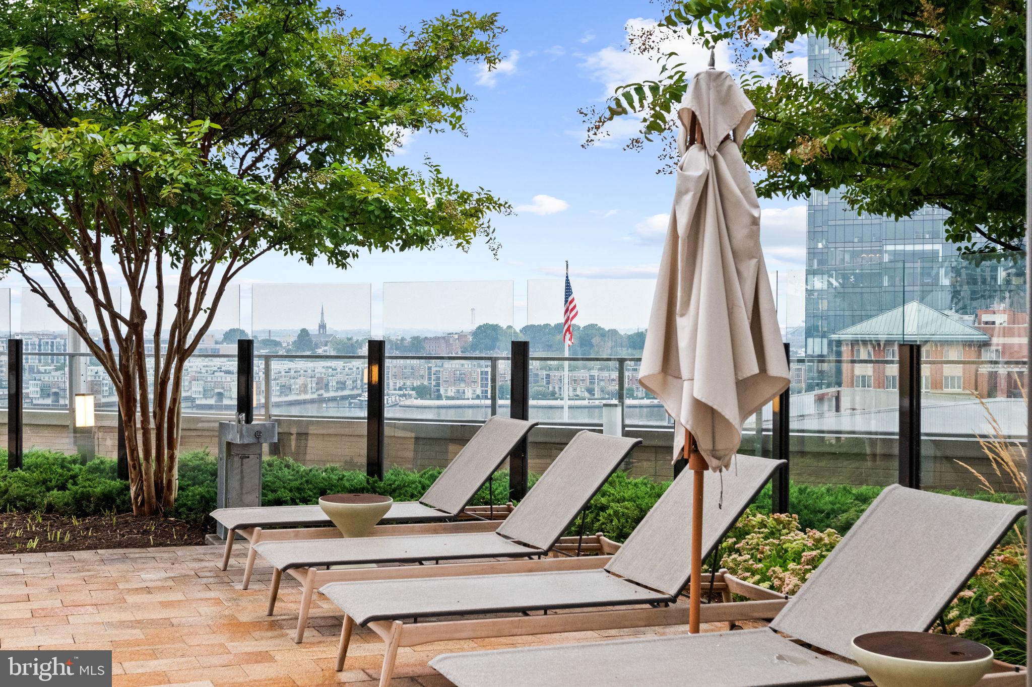 HARBOR EAST - Residential
