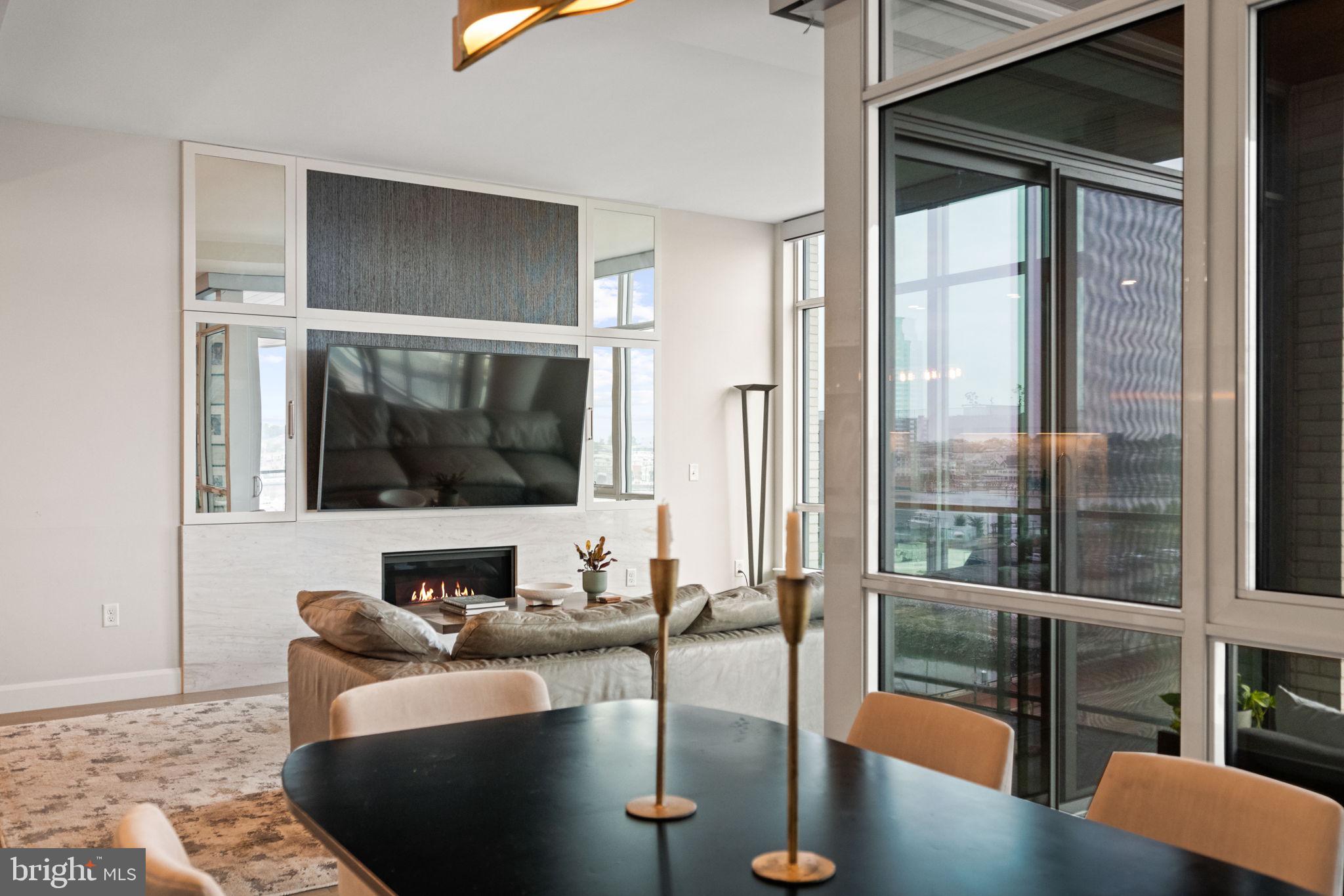 HARBOR EAST - Residential