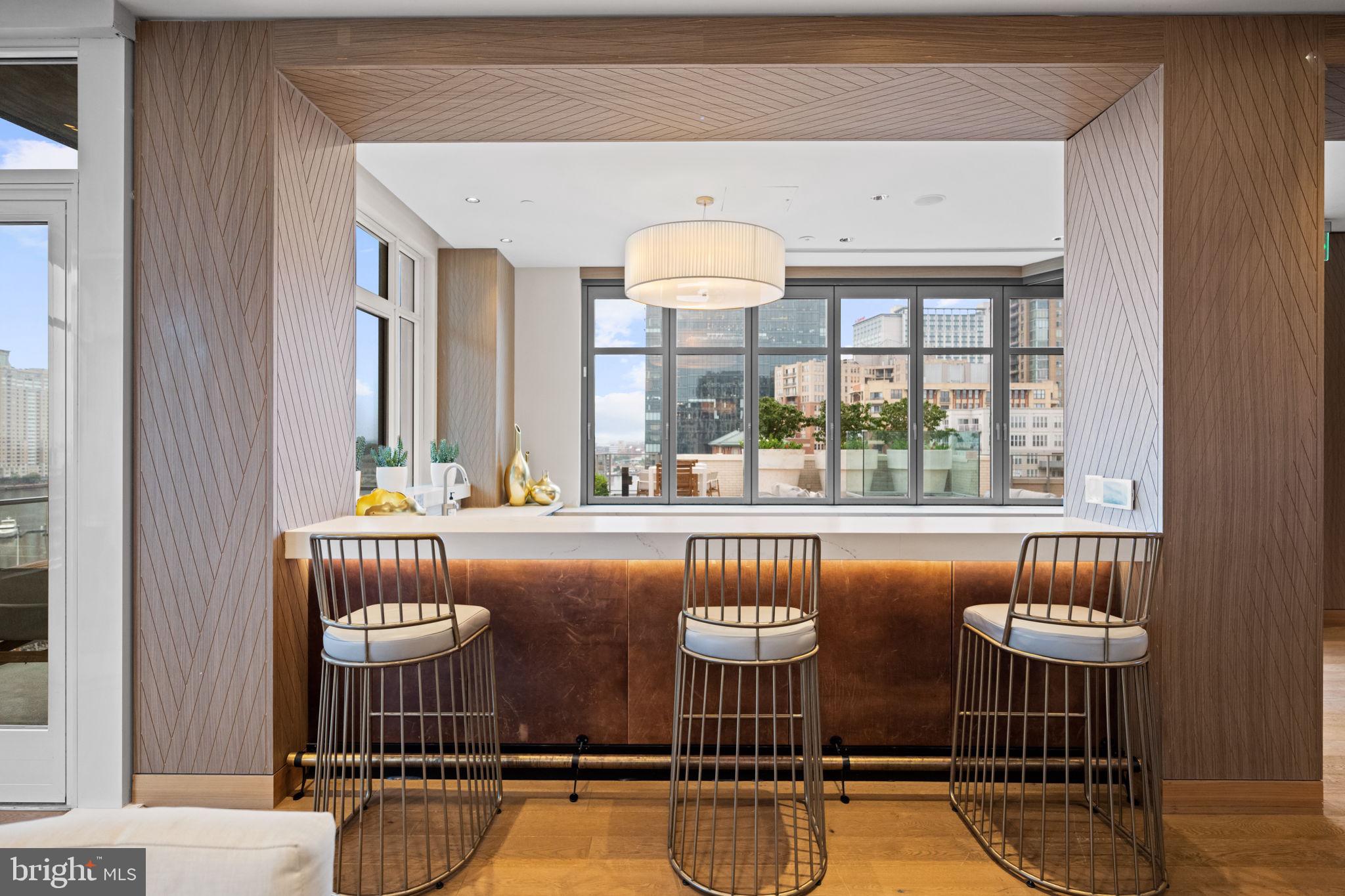 HARBOR EAST - Residential