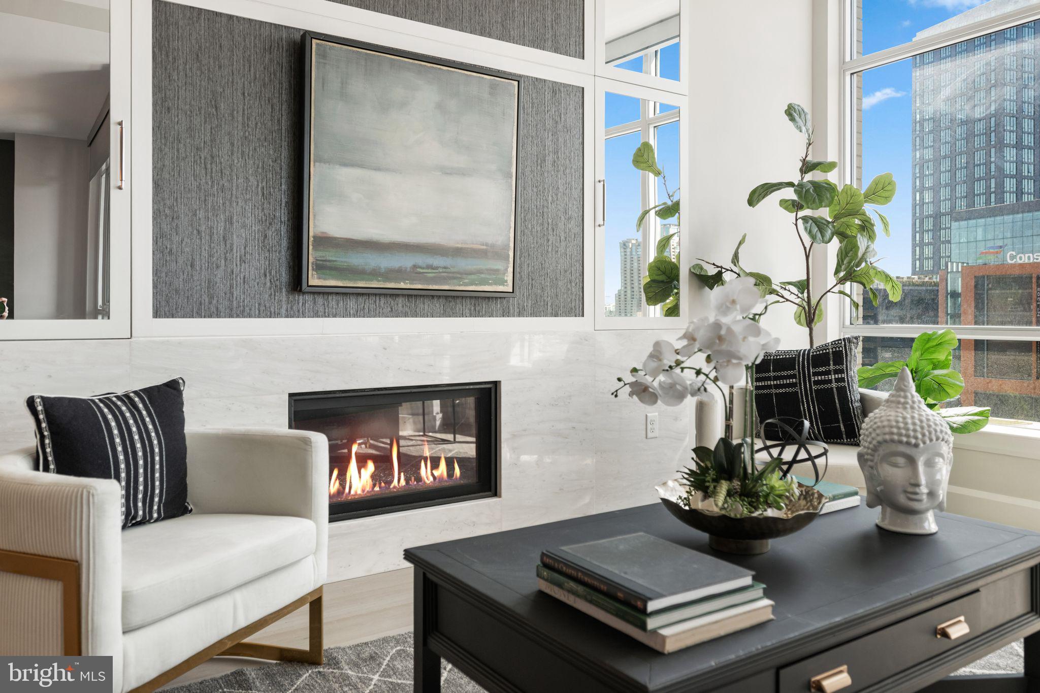 HARBOR EAST - Residential