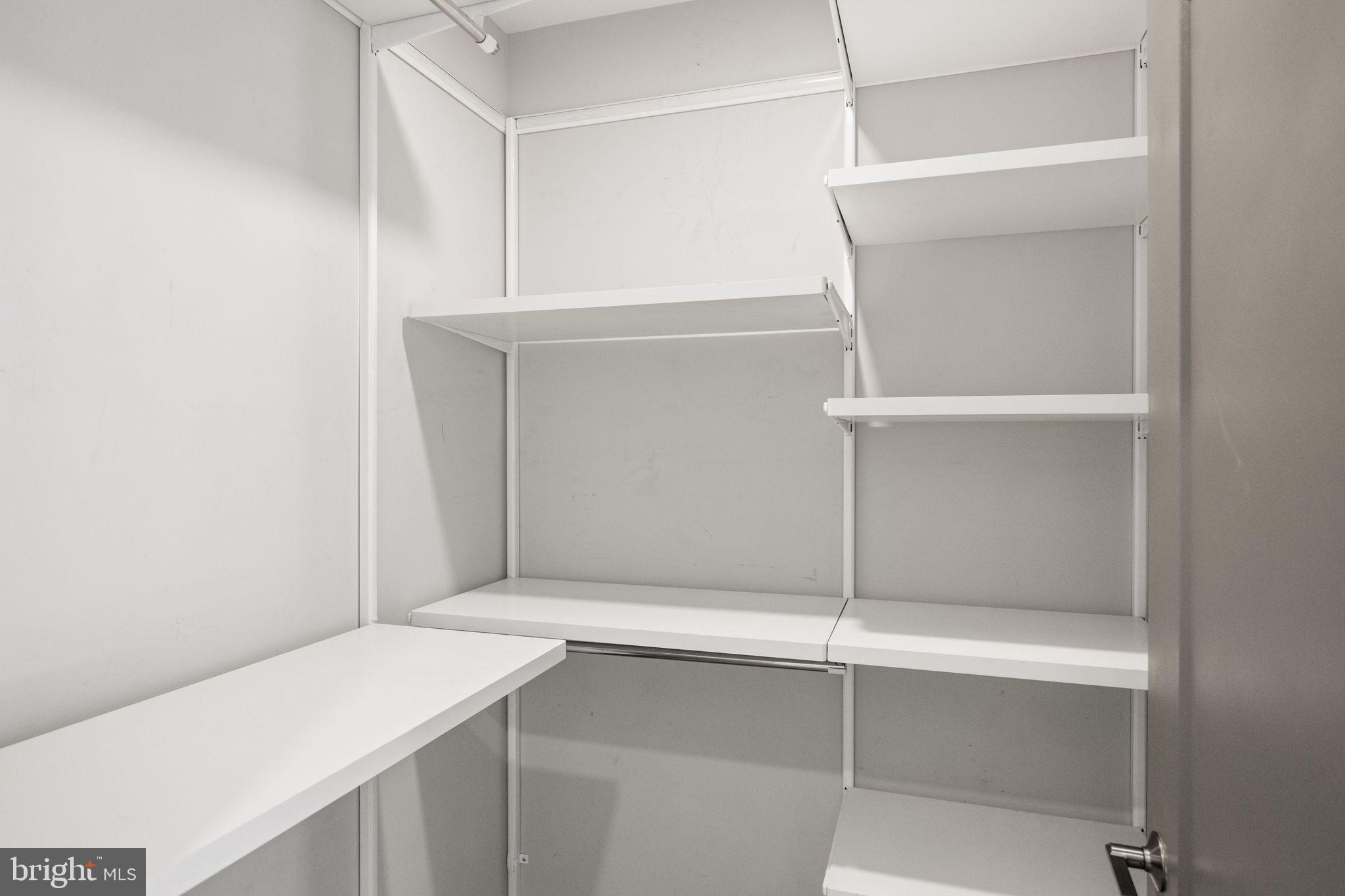 HARBOR EAST - Residential