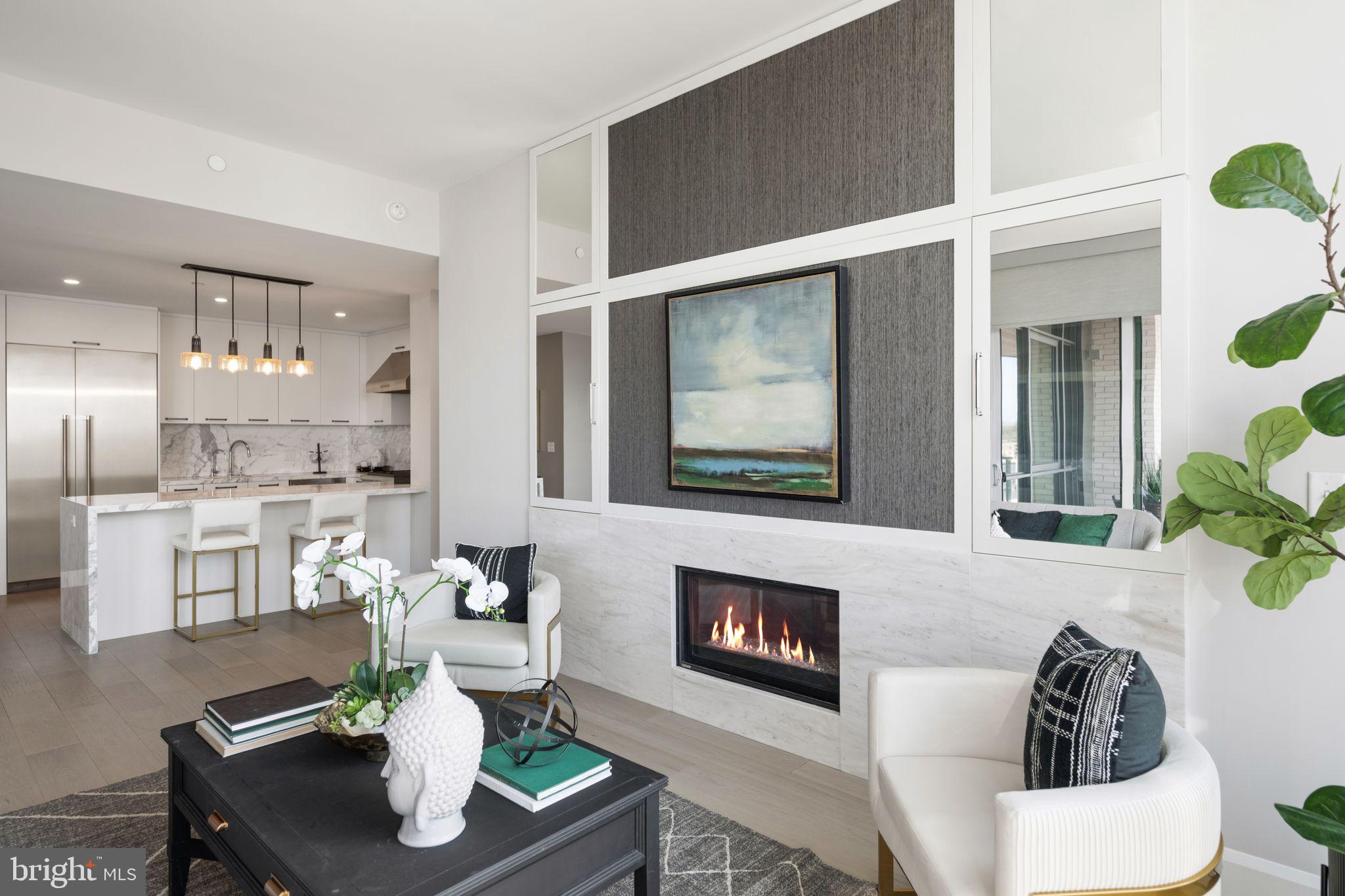 HARBOR EAST - Residential