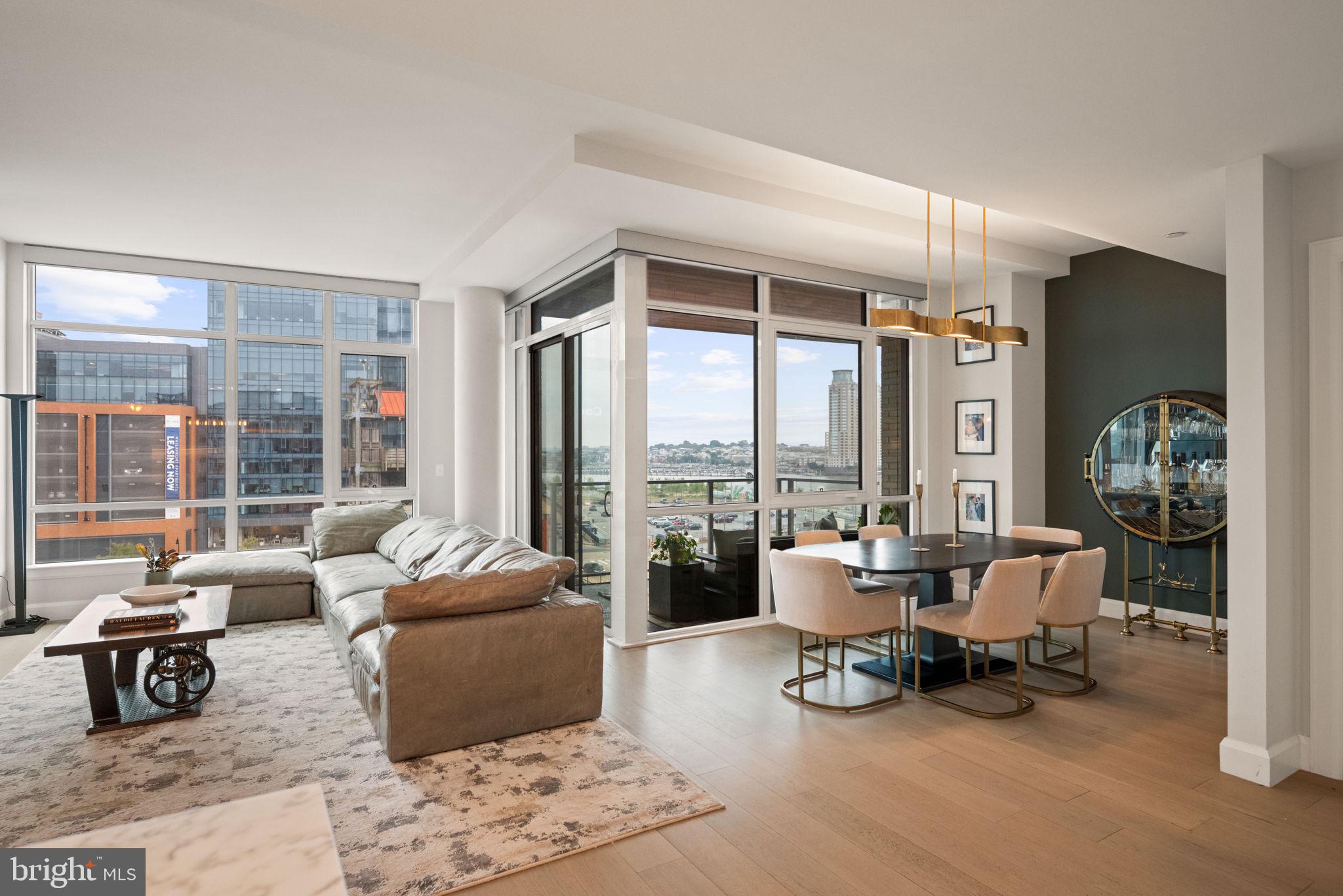HARBOR EAST - Residential