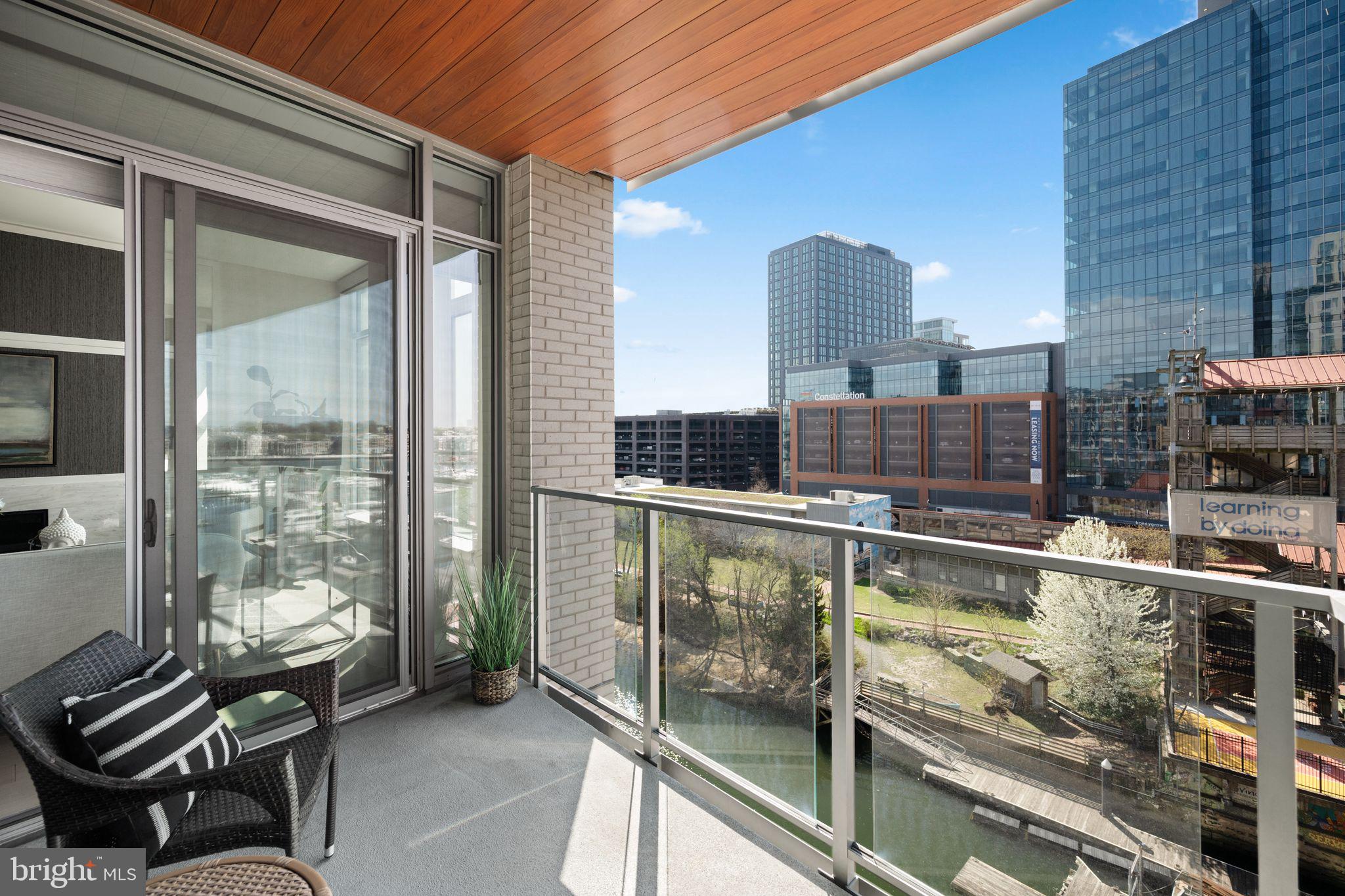 HARBOR EAST - Residential