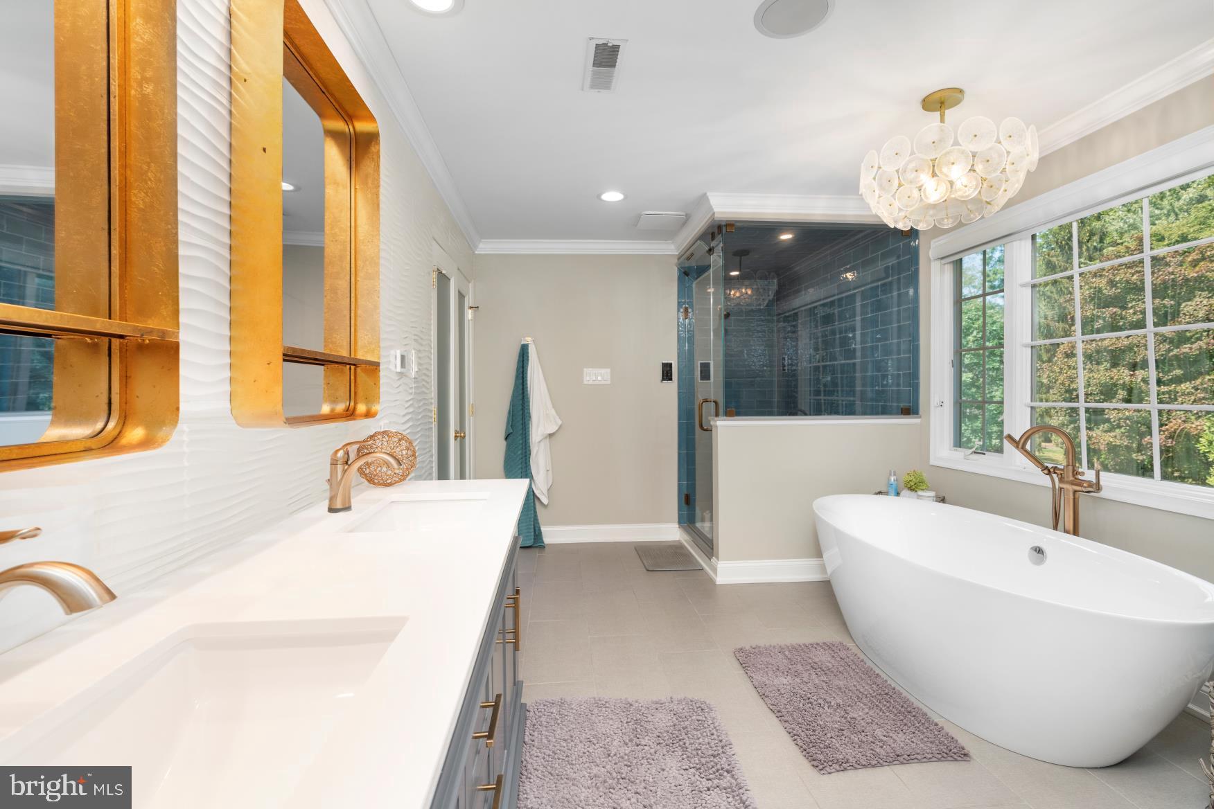 CARRIAGE HILL - Residential