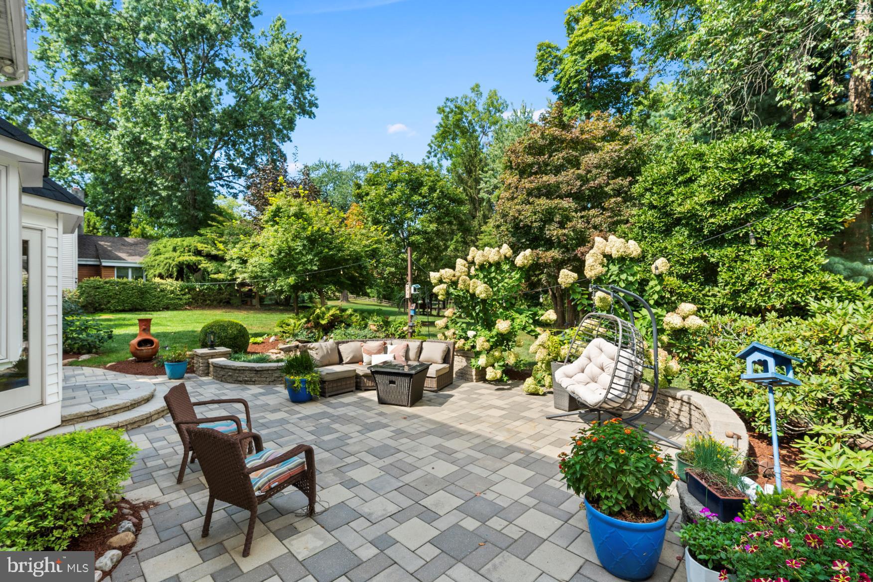 CARRIAGE HILL - Residential