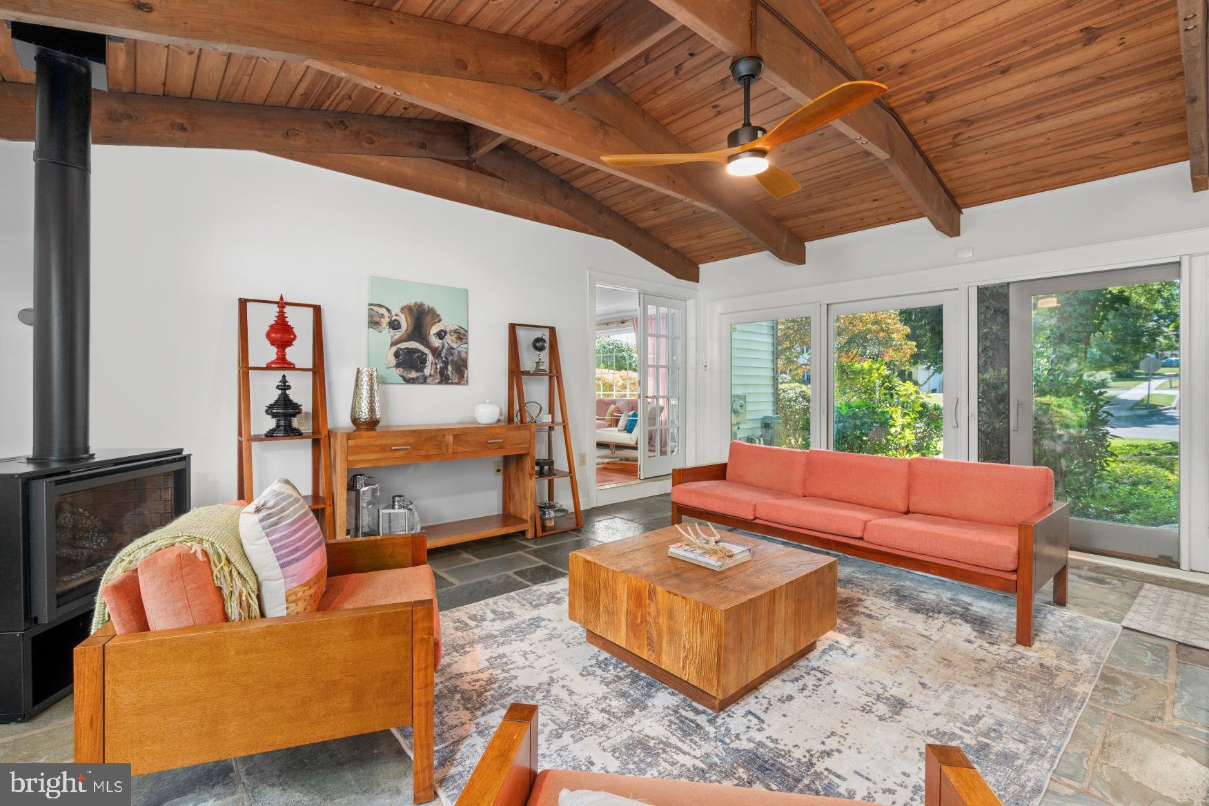 CARRIAGE HILL - Residential