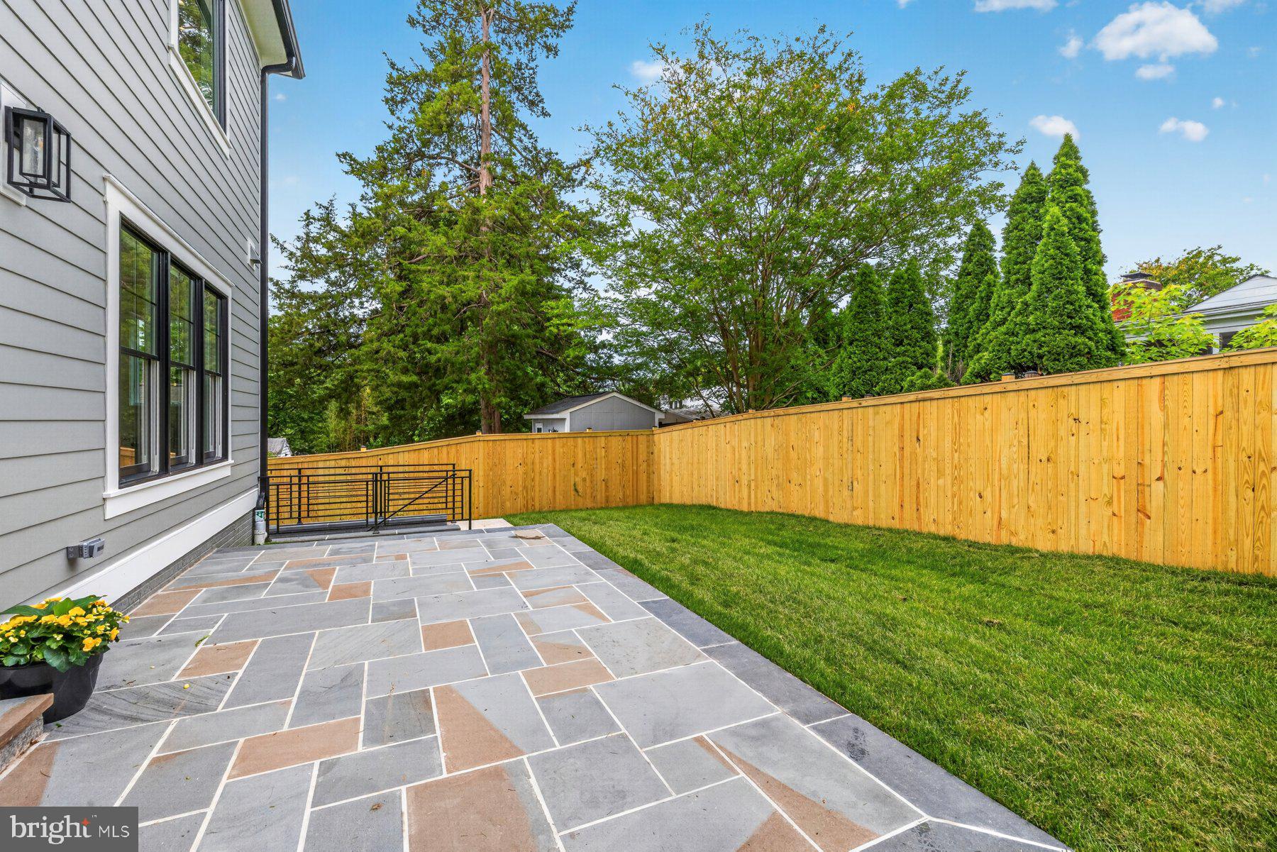 GARRETT PARK ESTATES - Residential